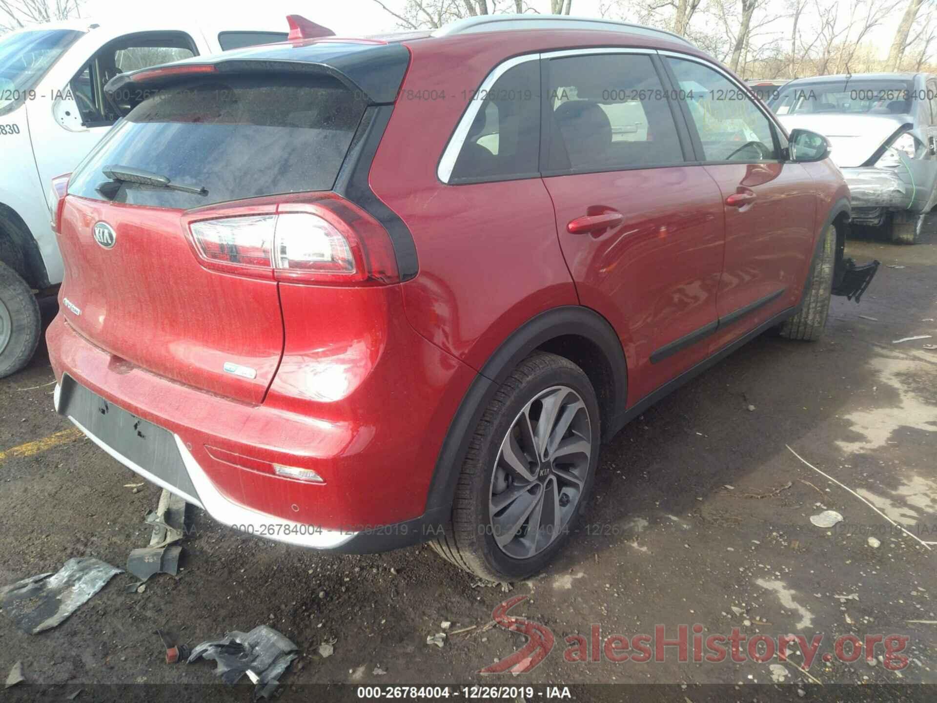 KNDCE3LC7K5235765 2019 KIA NIRO