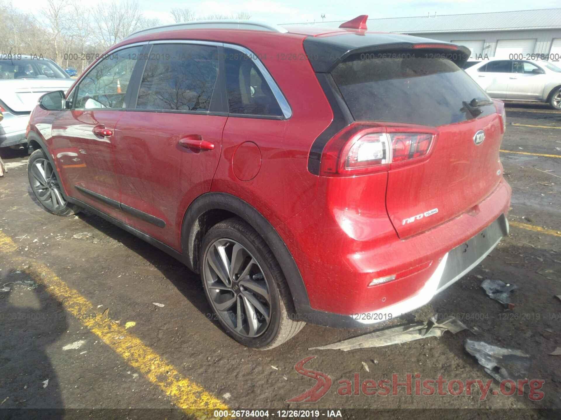 KNDCE3LC7K5235765 2019 KIA NIRO