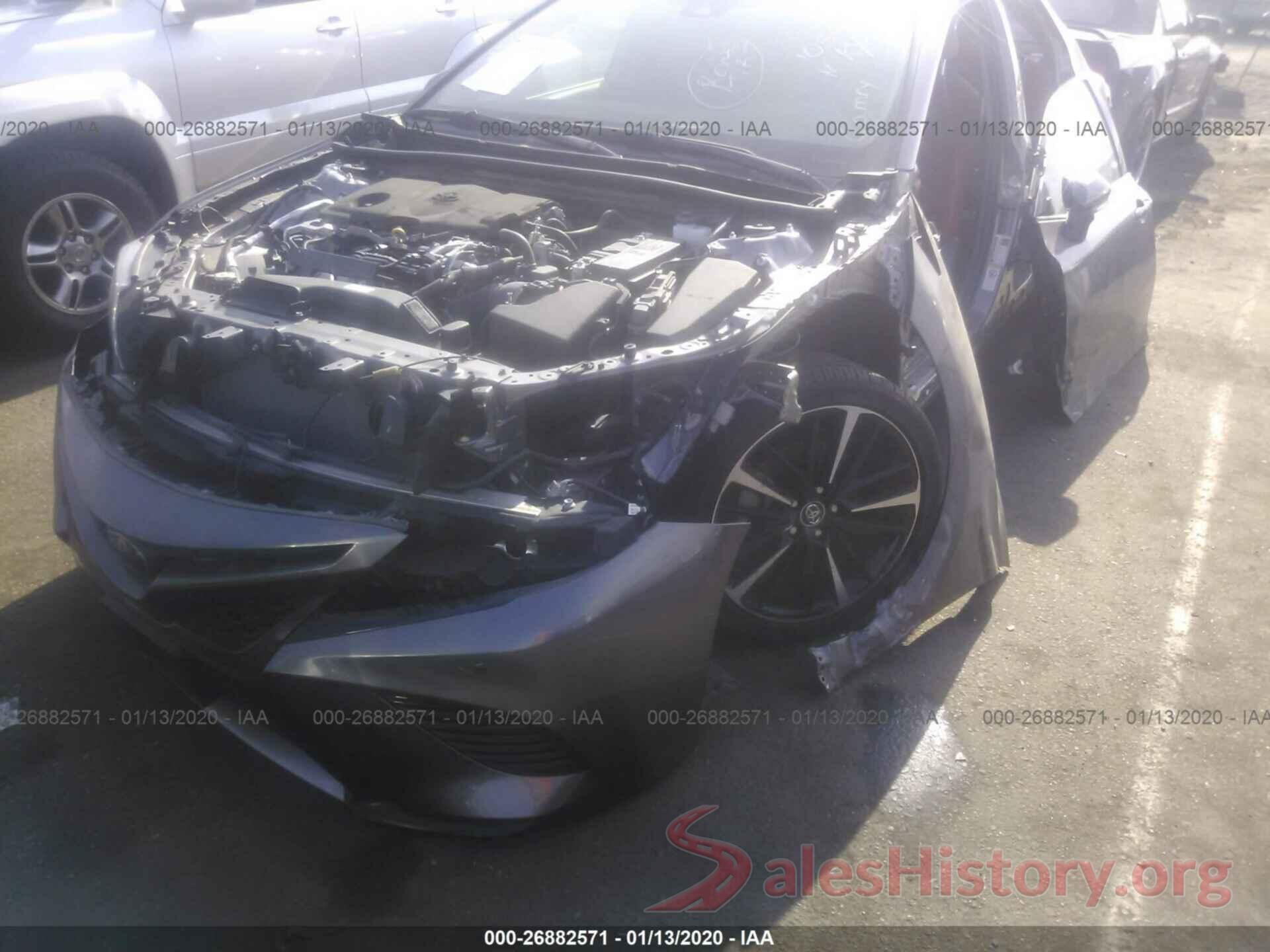 4T1B61HK7JU105272 2018 TOYOTA CAMRY