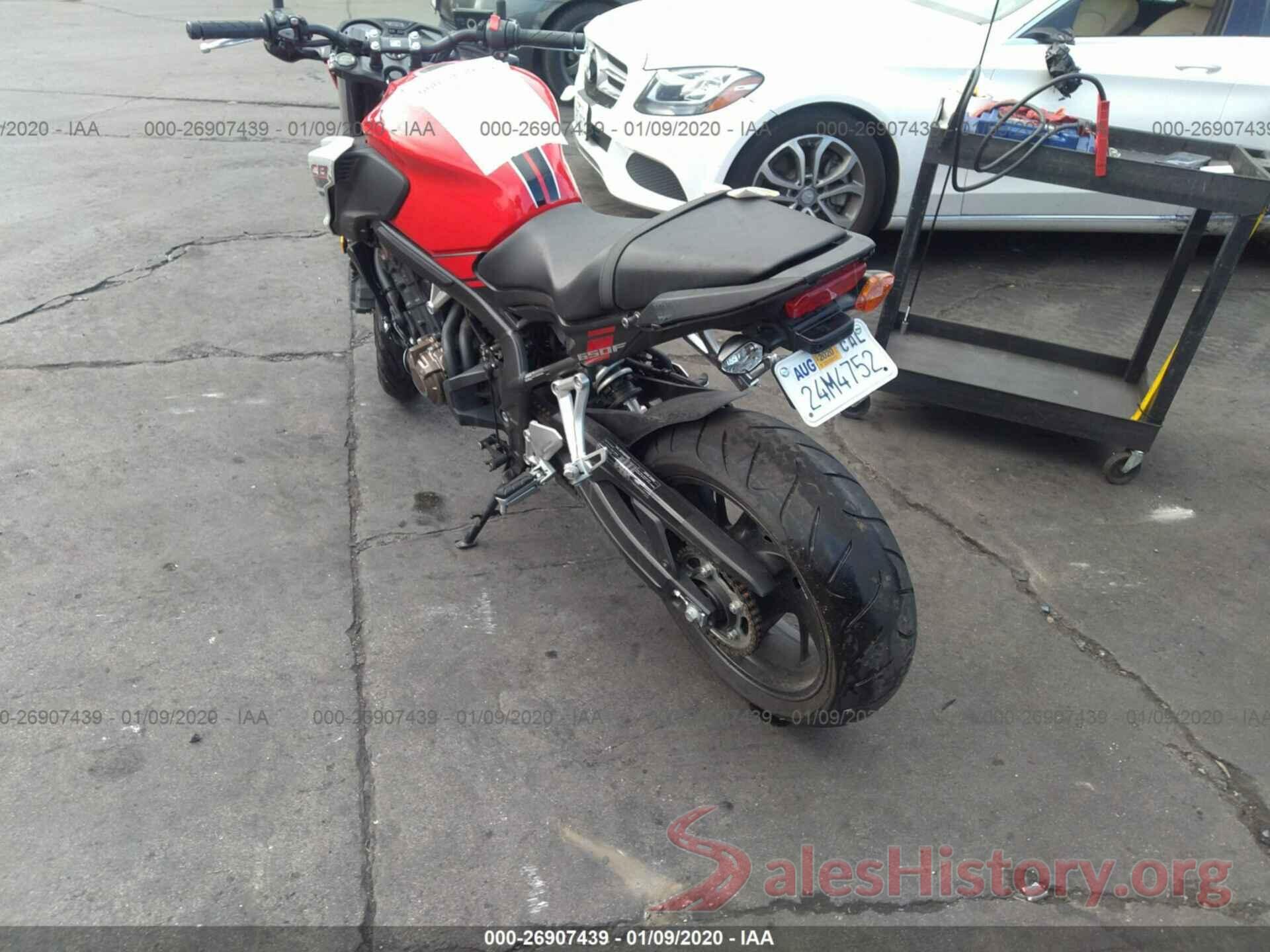 MLHRC7519J5000296 2018 HONDA CB650