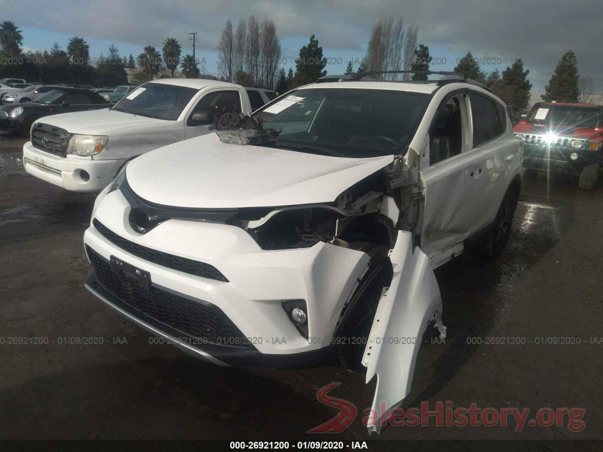 2T3NFREV3GW274232 2016 TOYOTA RAV4