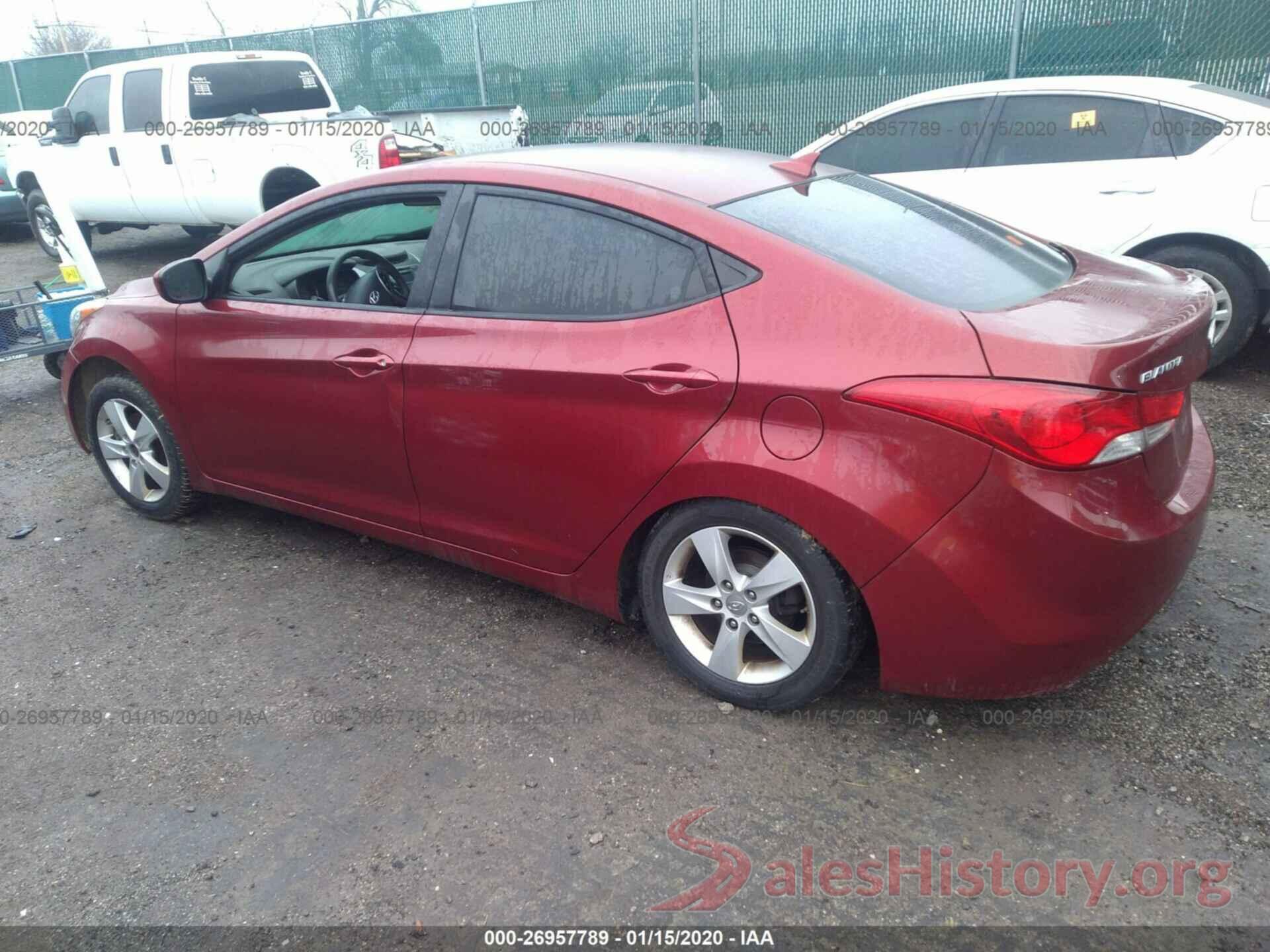 5NPDH4AE1DH387338 2013 HYUNDAI ELANTRA