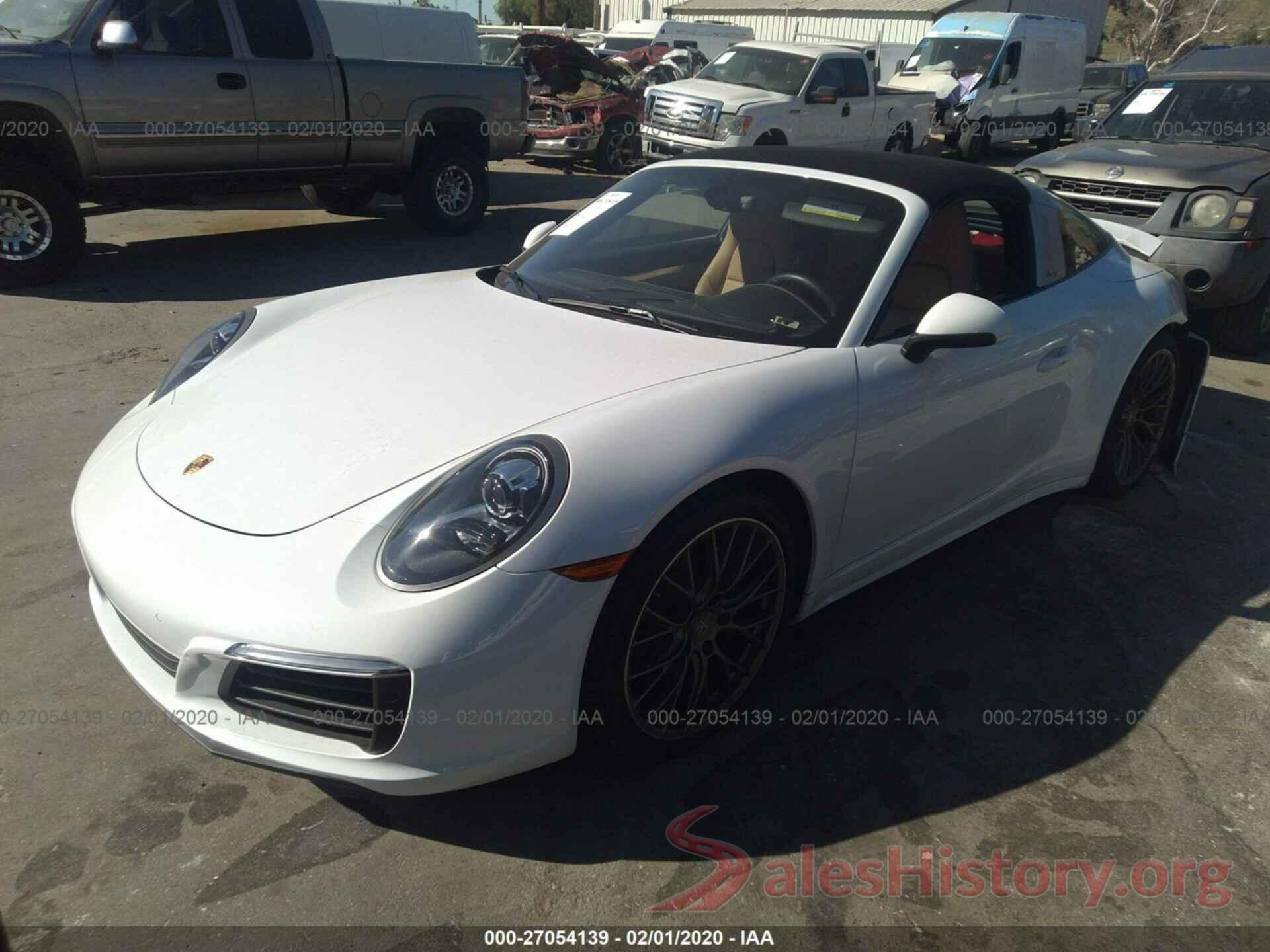 WP0BA2A90KS120077 2019 PORSCHE 911