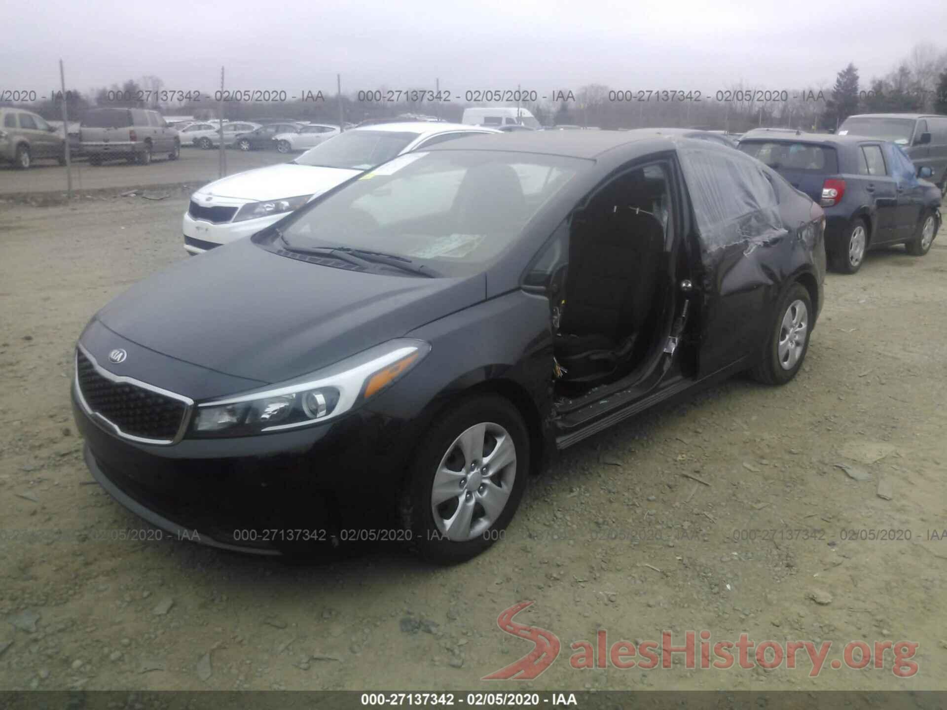 3KPFK4A7XJE229091 2018 KIA FORTE