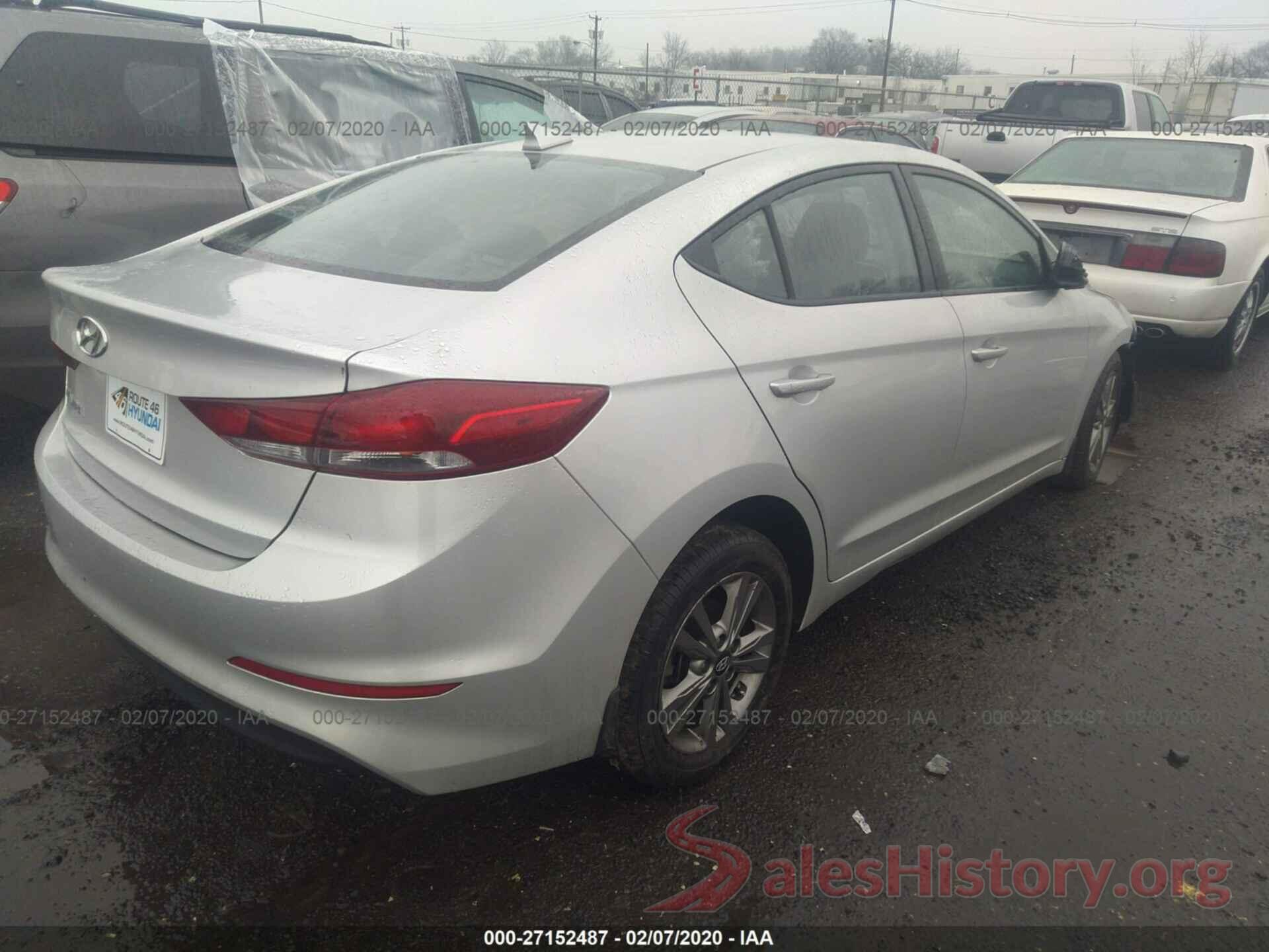 5NPD84LFXJH272058 2018 HYUNDAI ELANTRA