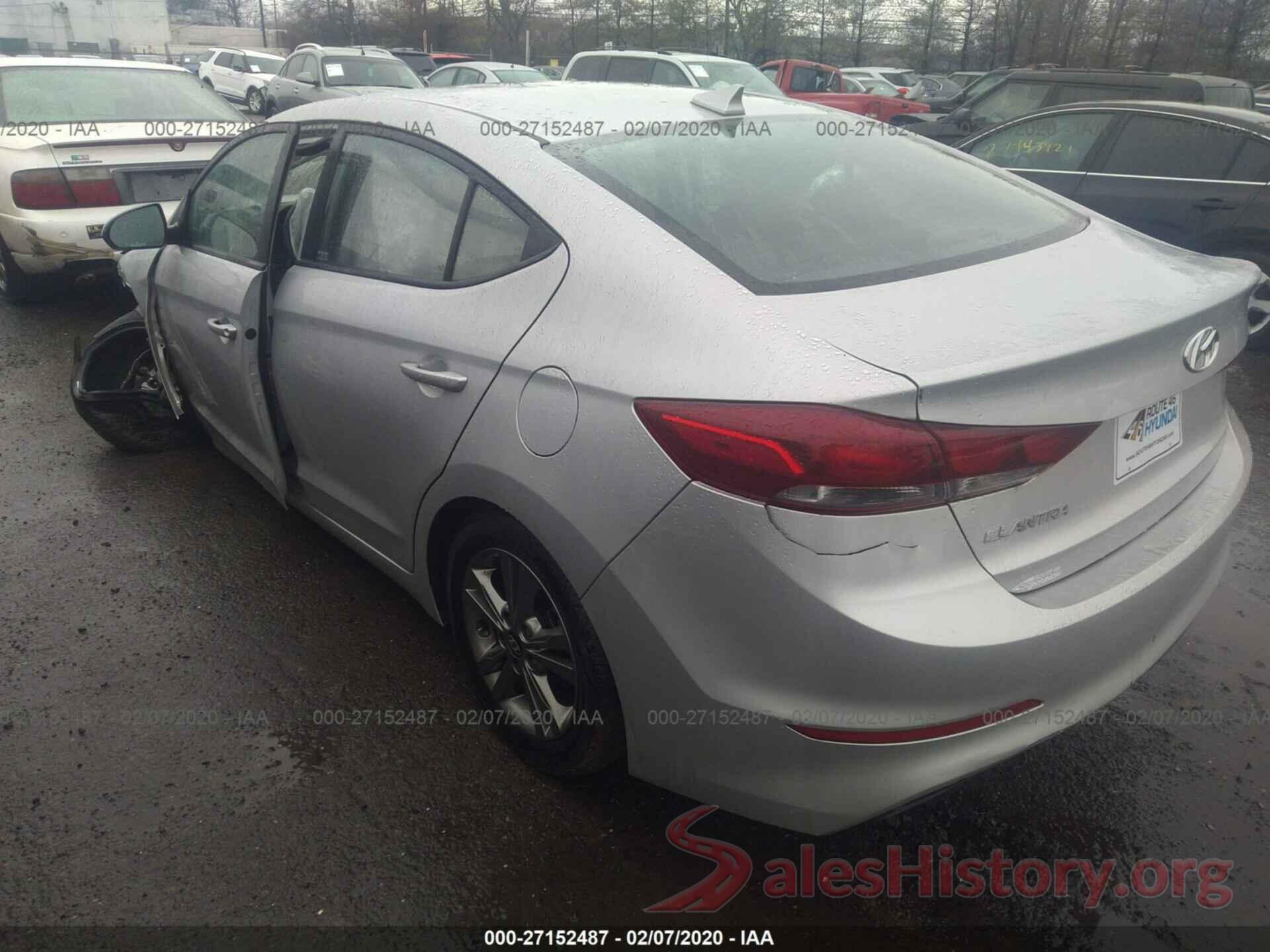 5NPD84LFXJH272058 2018 HYUNDAI ELANTRA