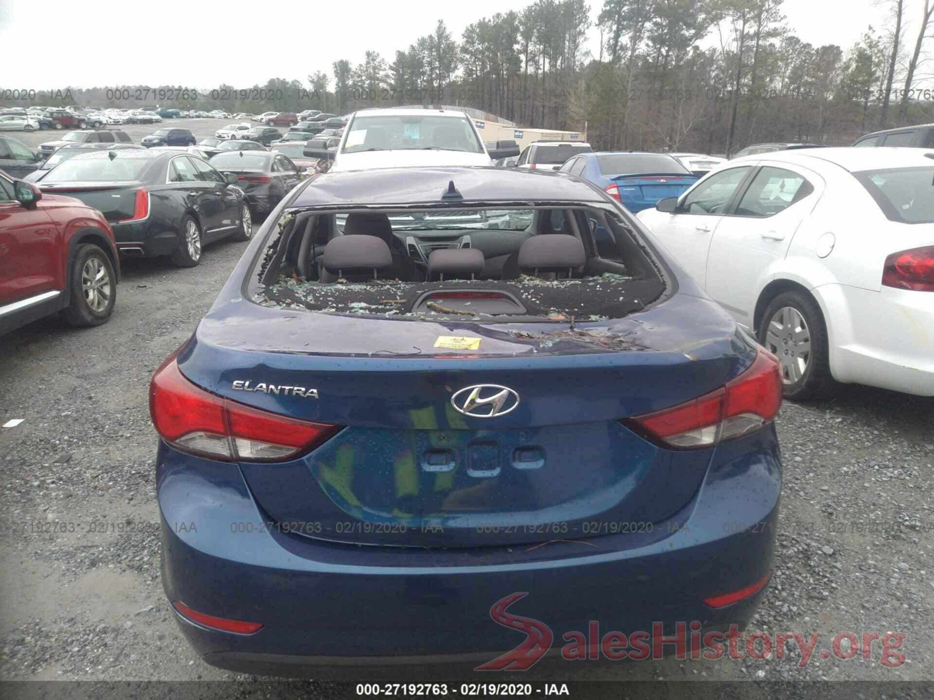 5NPDH4AE3GH692411 2016 HYUNDAI ELANTRA