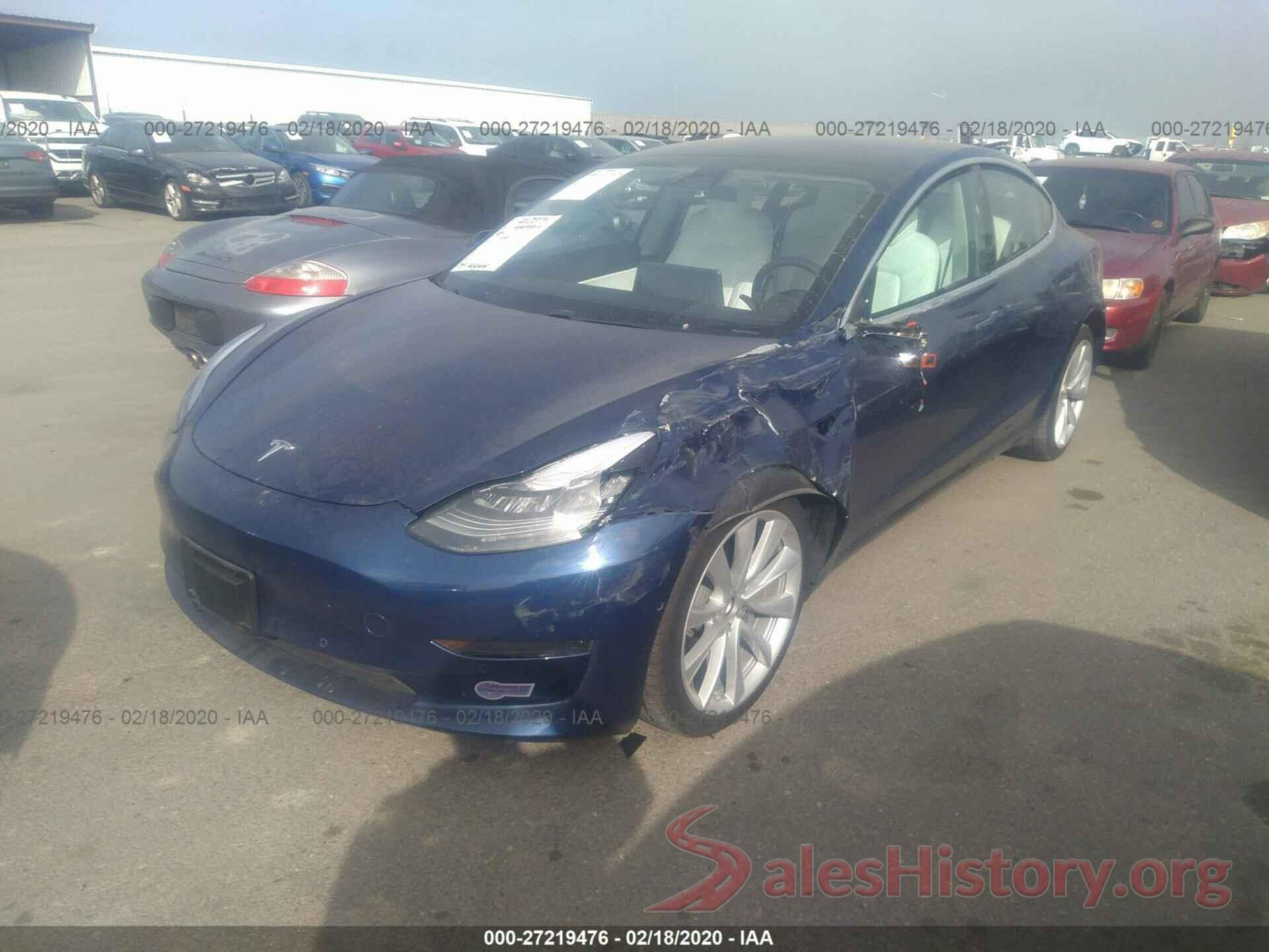 5YJ3E1EB3JF147673 2018 TESLA MODEL 3