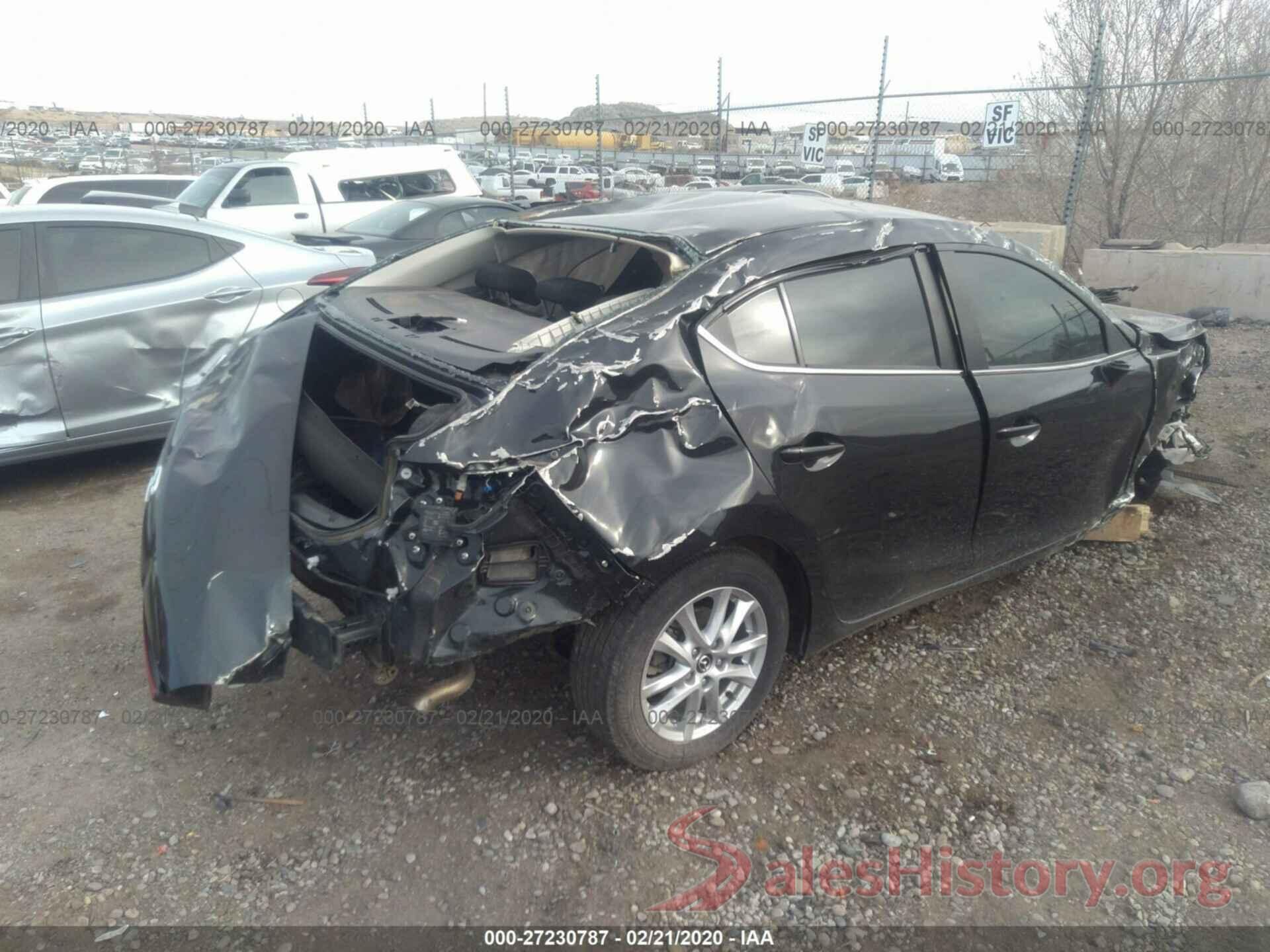 3MZBN1U7XJM230664 2018 MAZDA MAZDA3 4-DOOR