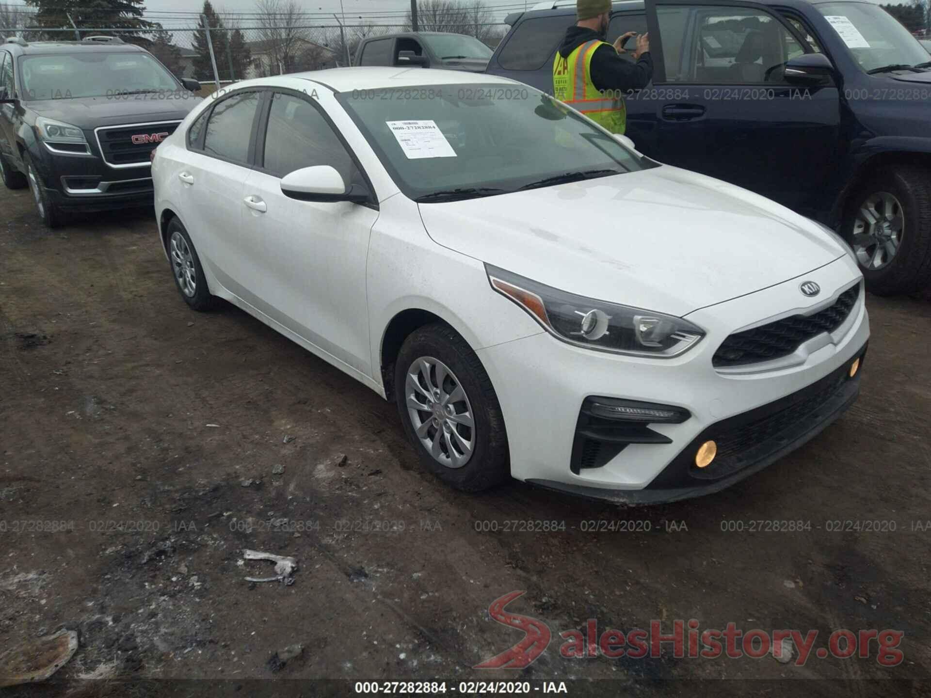 3KPF24AD5KE106810 2019 KIA FORTE