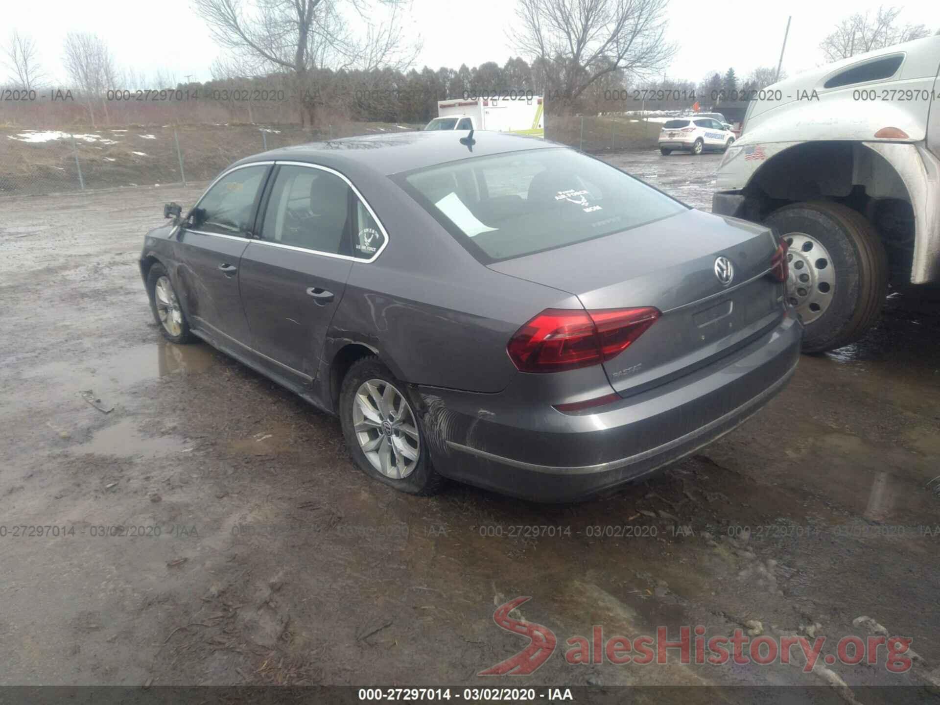 1VWAT7A30HC069467 2017 Volkswagen Passat