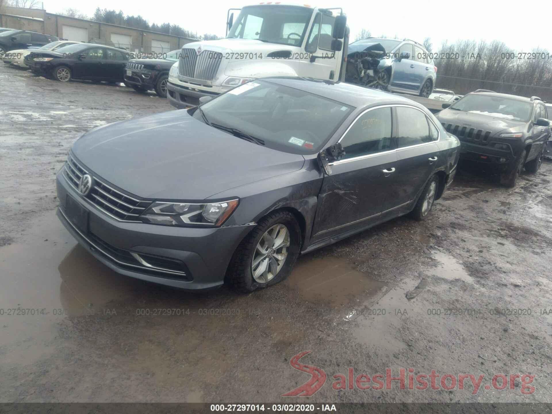 1VWAT7A30HC069467 2017 Volkswagen Passat