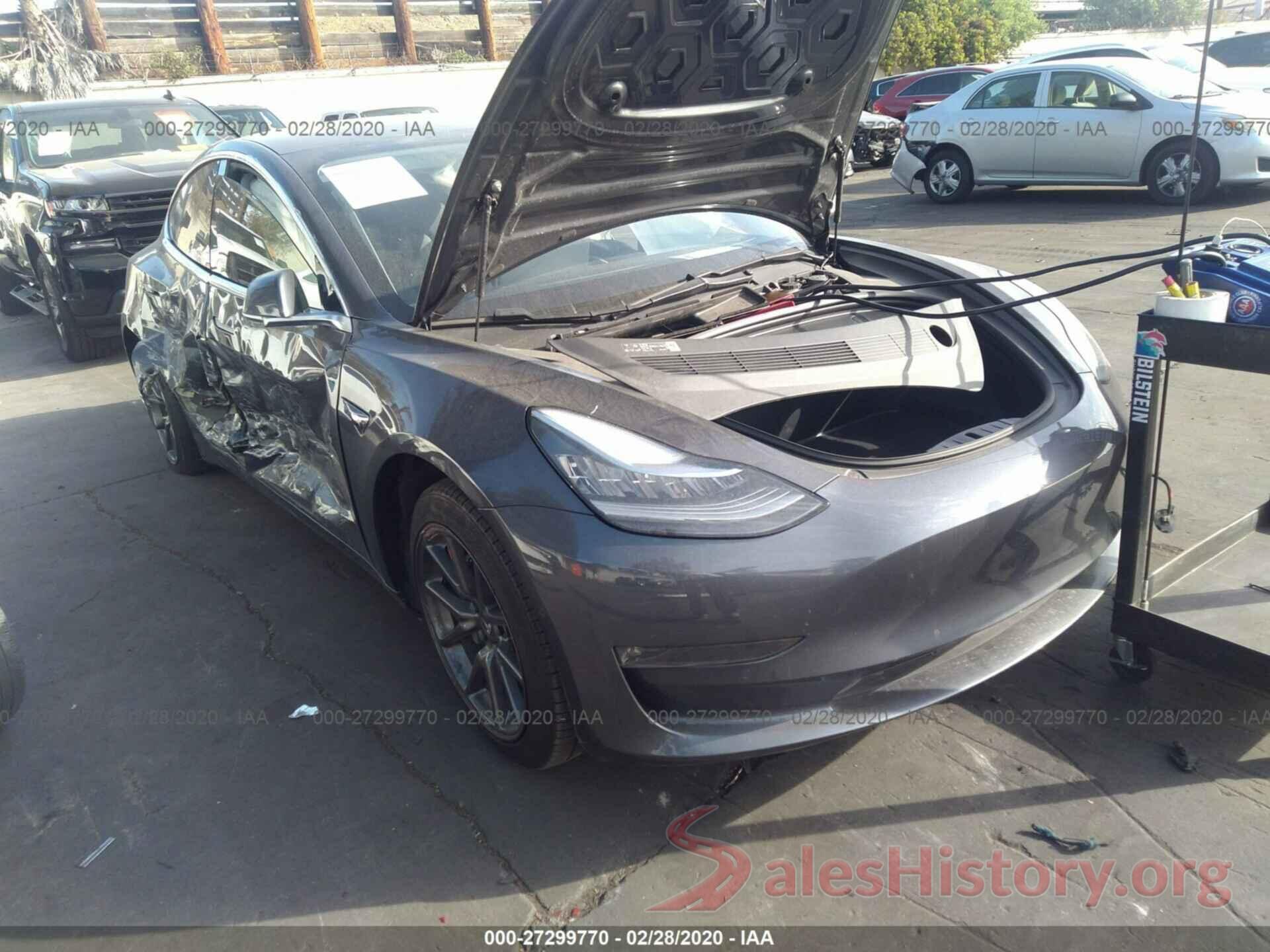 5YJ3E1EA8JF043378 2018 TESLA MODEL 3