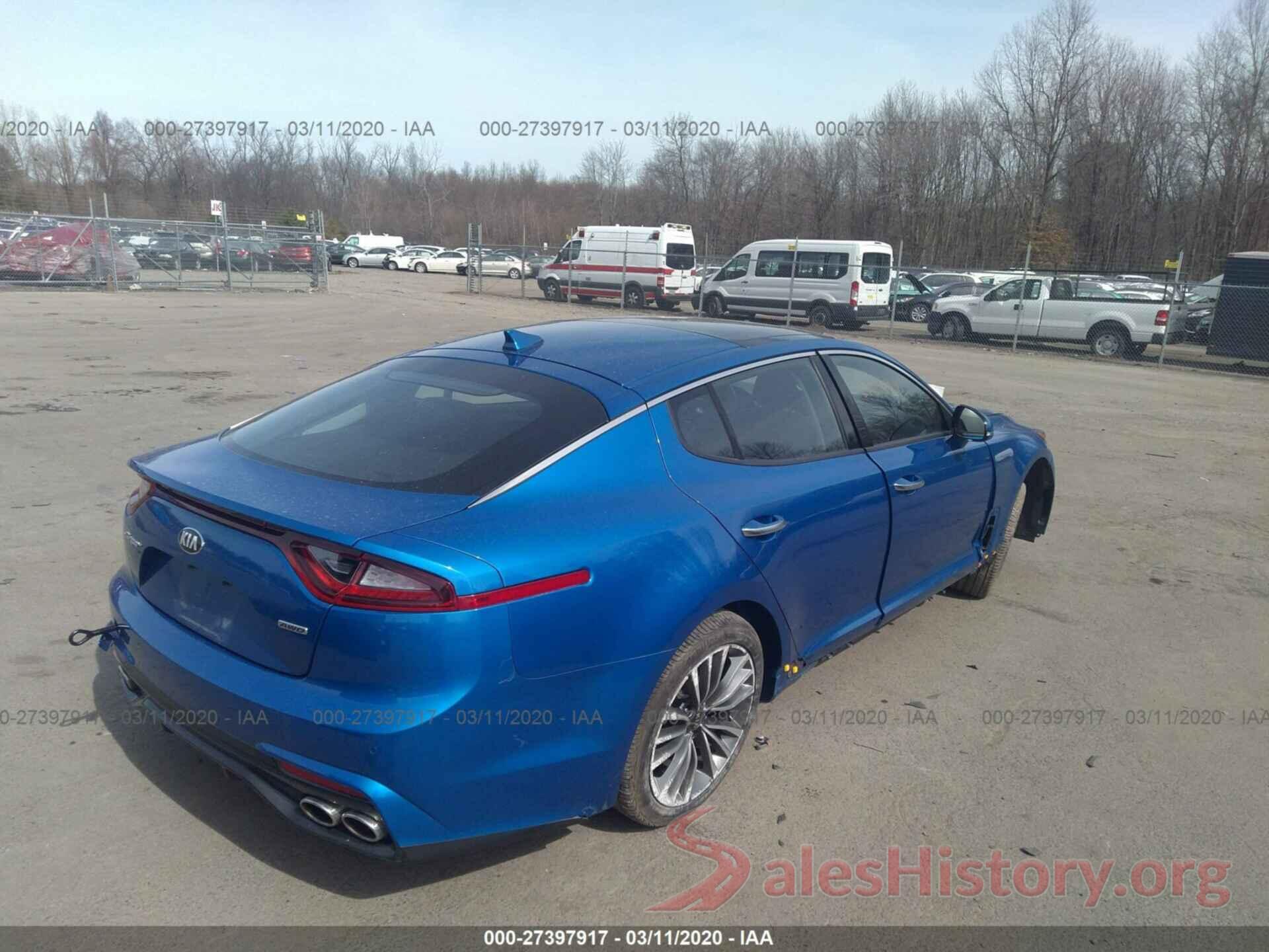 KNAE25LA8J6014063 2018 KIA STINGER