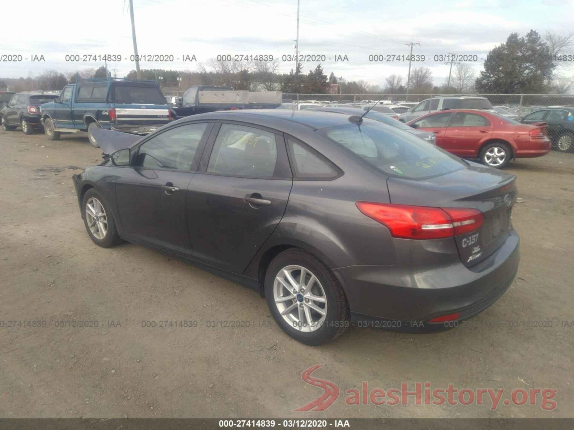 1FADP3F24HL262546 2017 Ford Focus