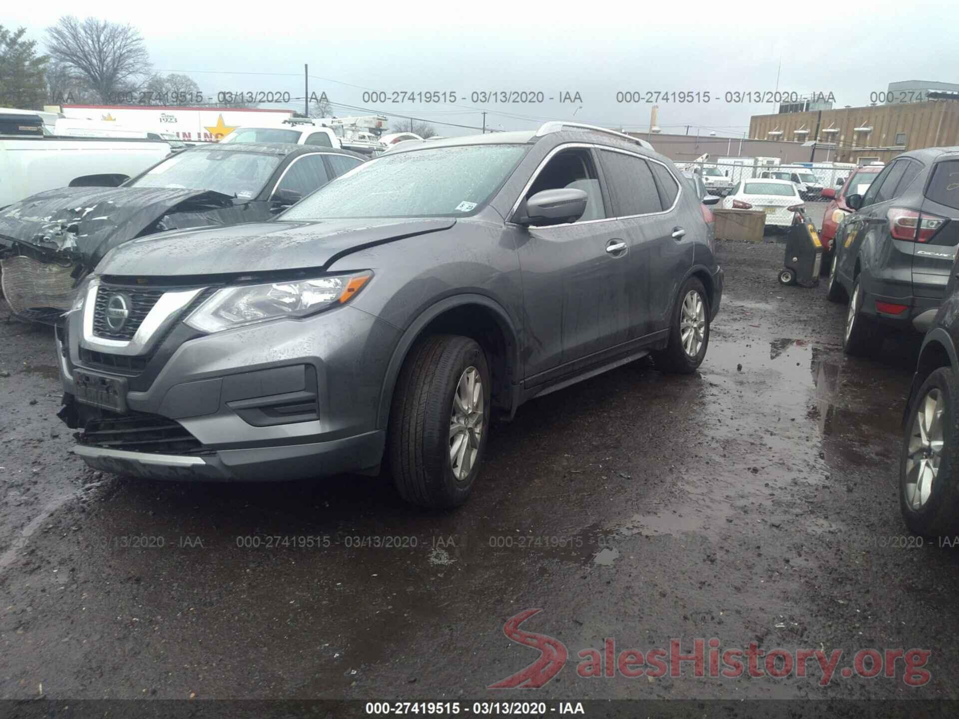 KNMAT2MV5JP577614 2018 NISSAN ROGUE