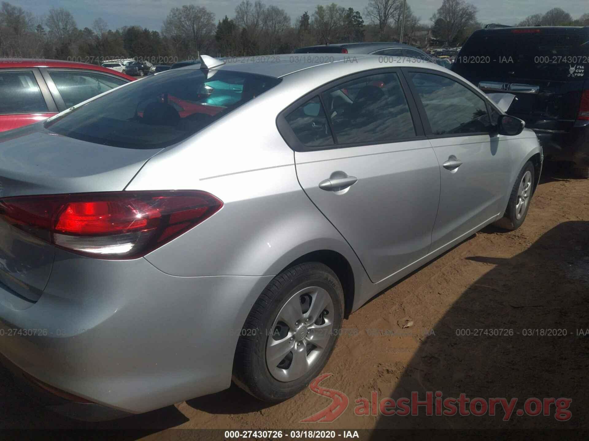 3KPFK4A79JE168865 2018 KIA Forte