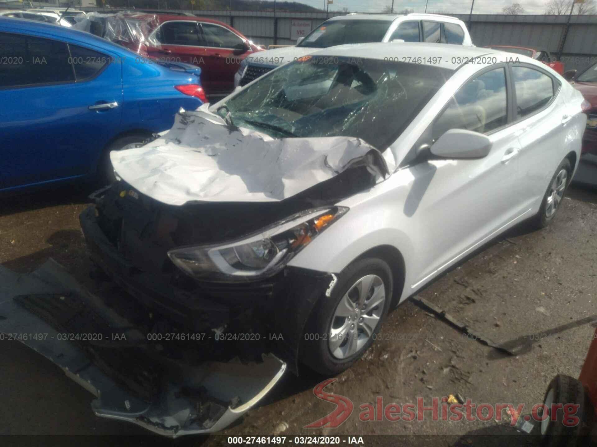 5NPDH4AE2GH769589 2016 Hyundai Elantra