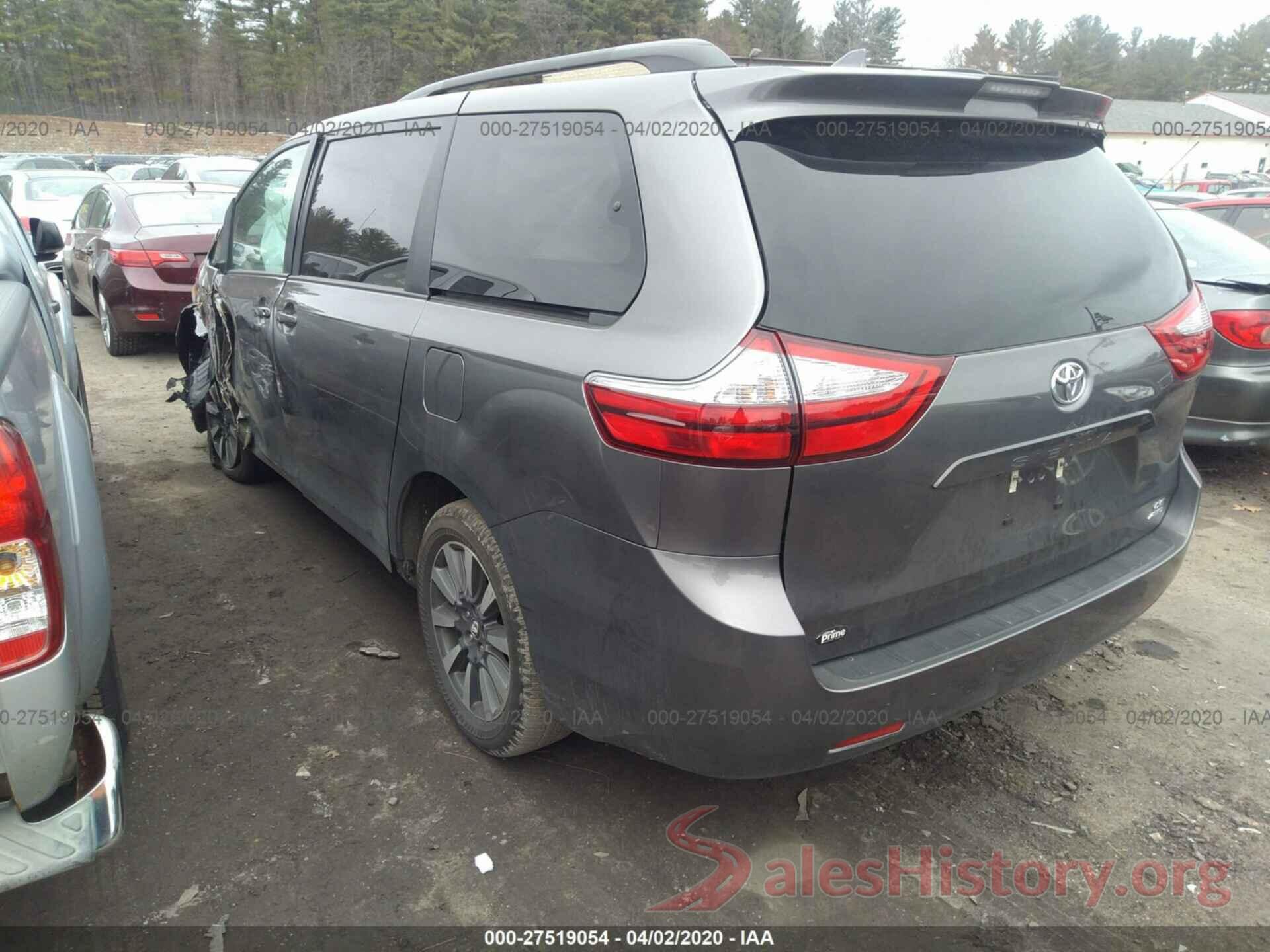 5TDJZ3DC9KS226831 2019 TOYOTA SIENNA