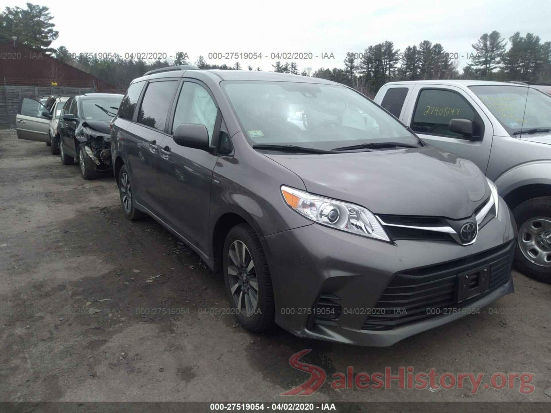 5TDJZ3DC9KS226831 2019 TOYOTA SIENNA