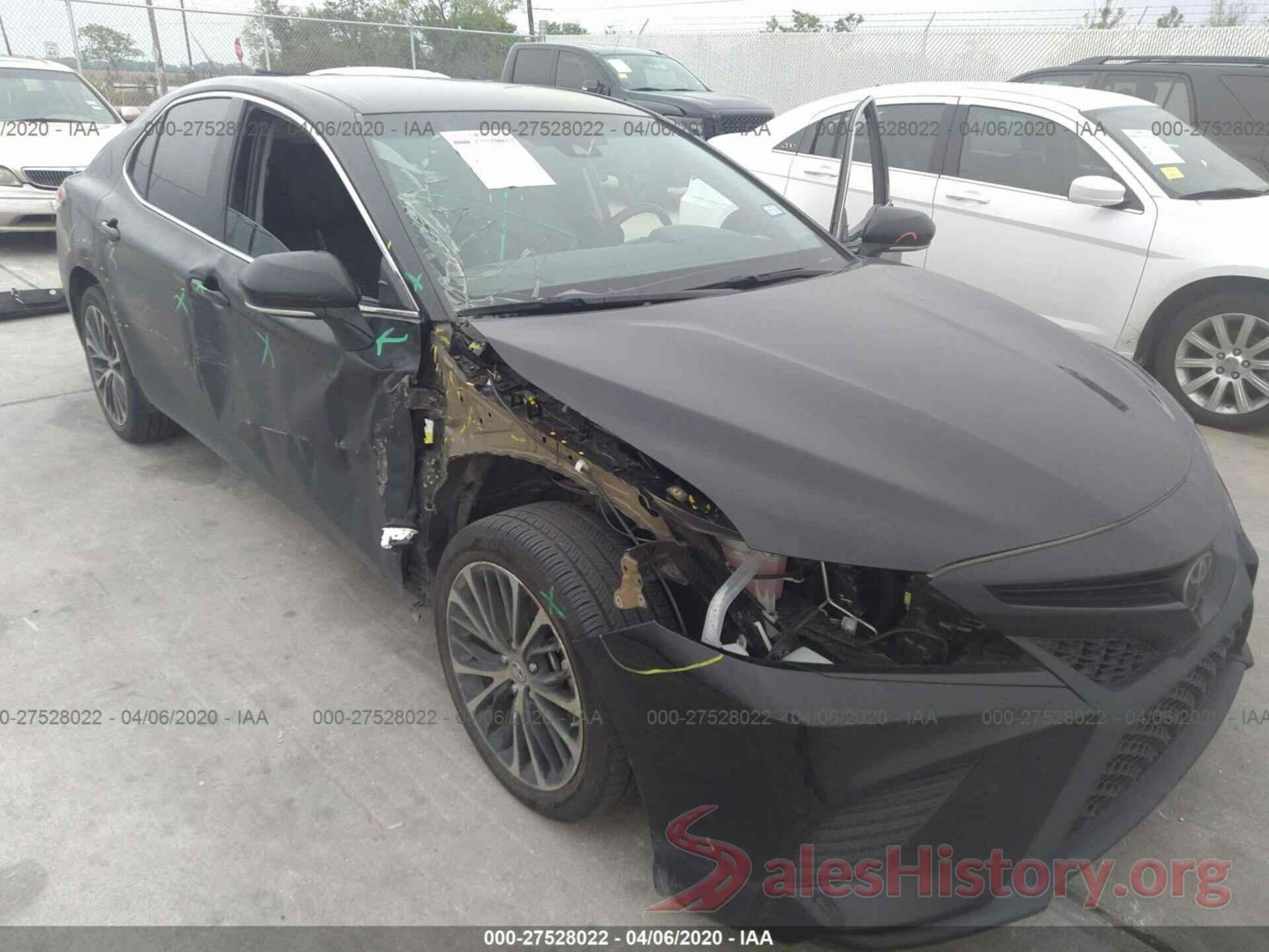 4T1B11HK6JU158513 2018 Toyota Camry