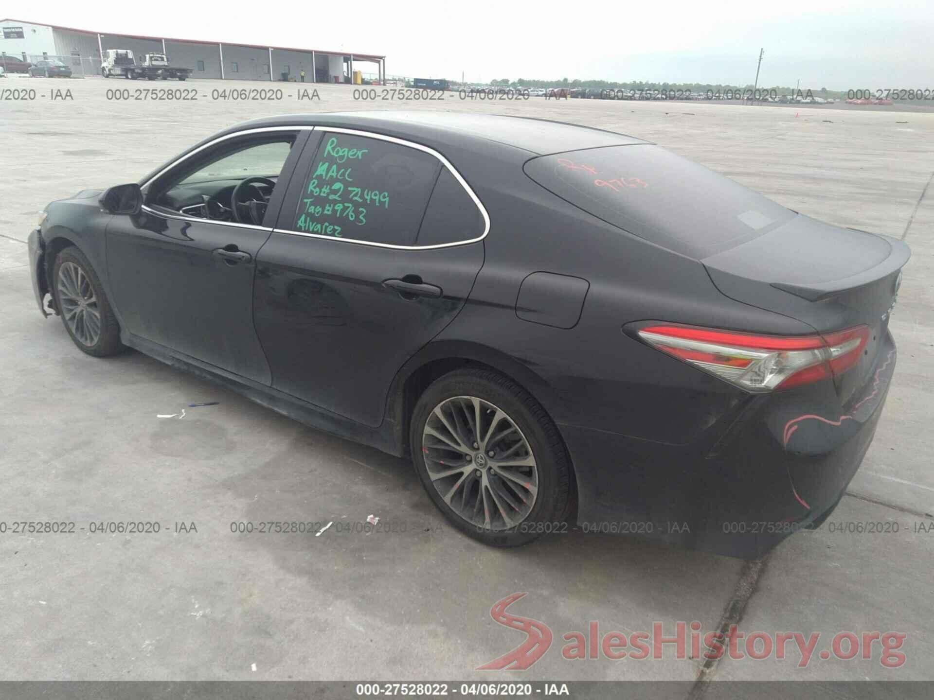 4T1B11HK6JU158513 2018 Toyota Camry