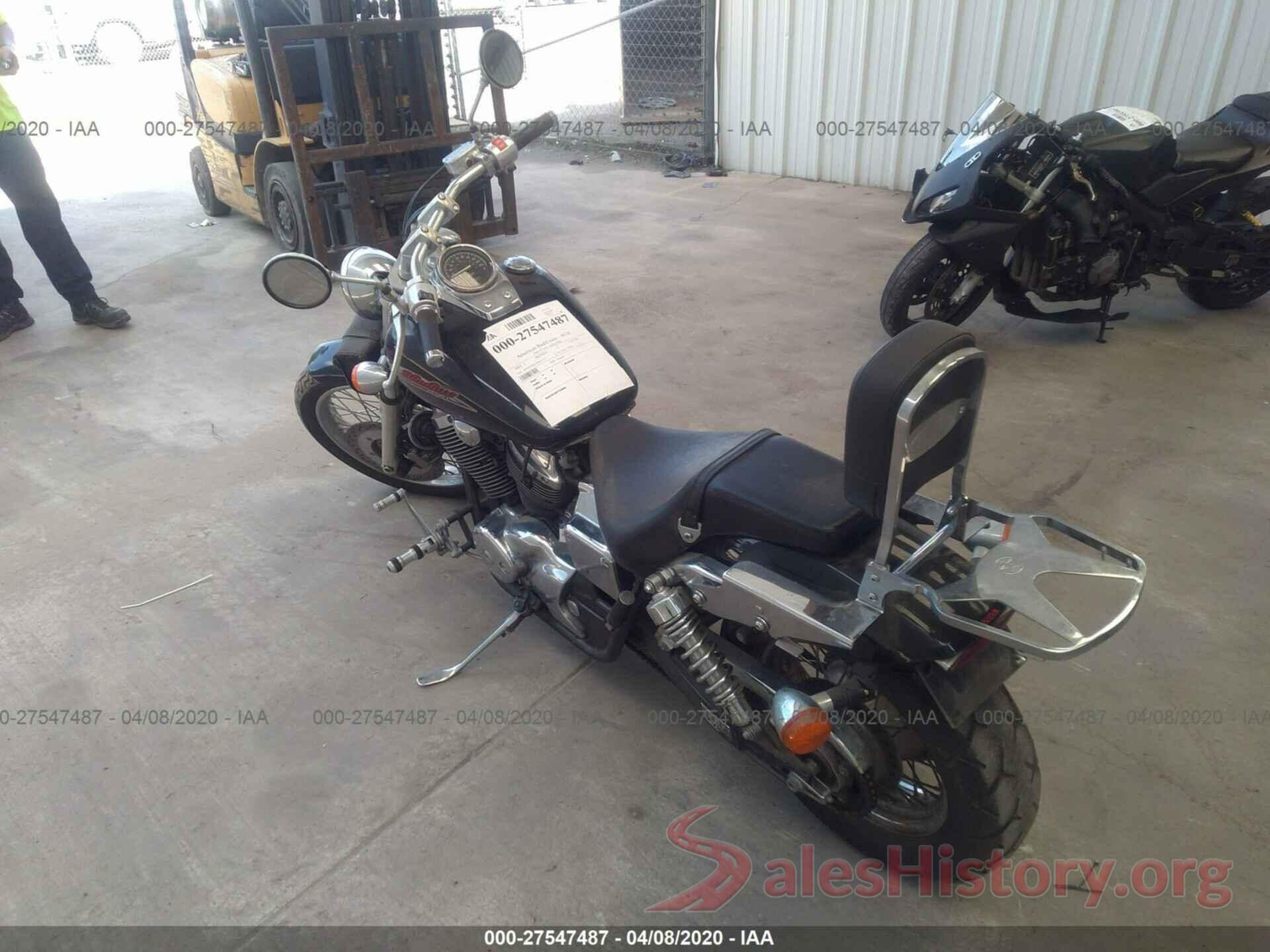 JH2RC44072M611517 2002 HONDA VT750