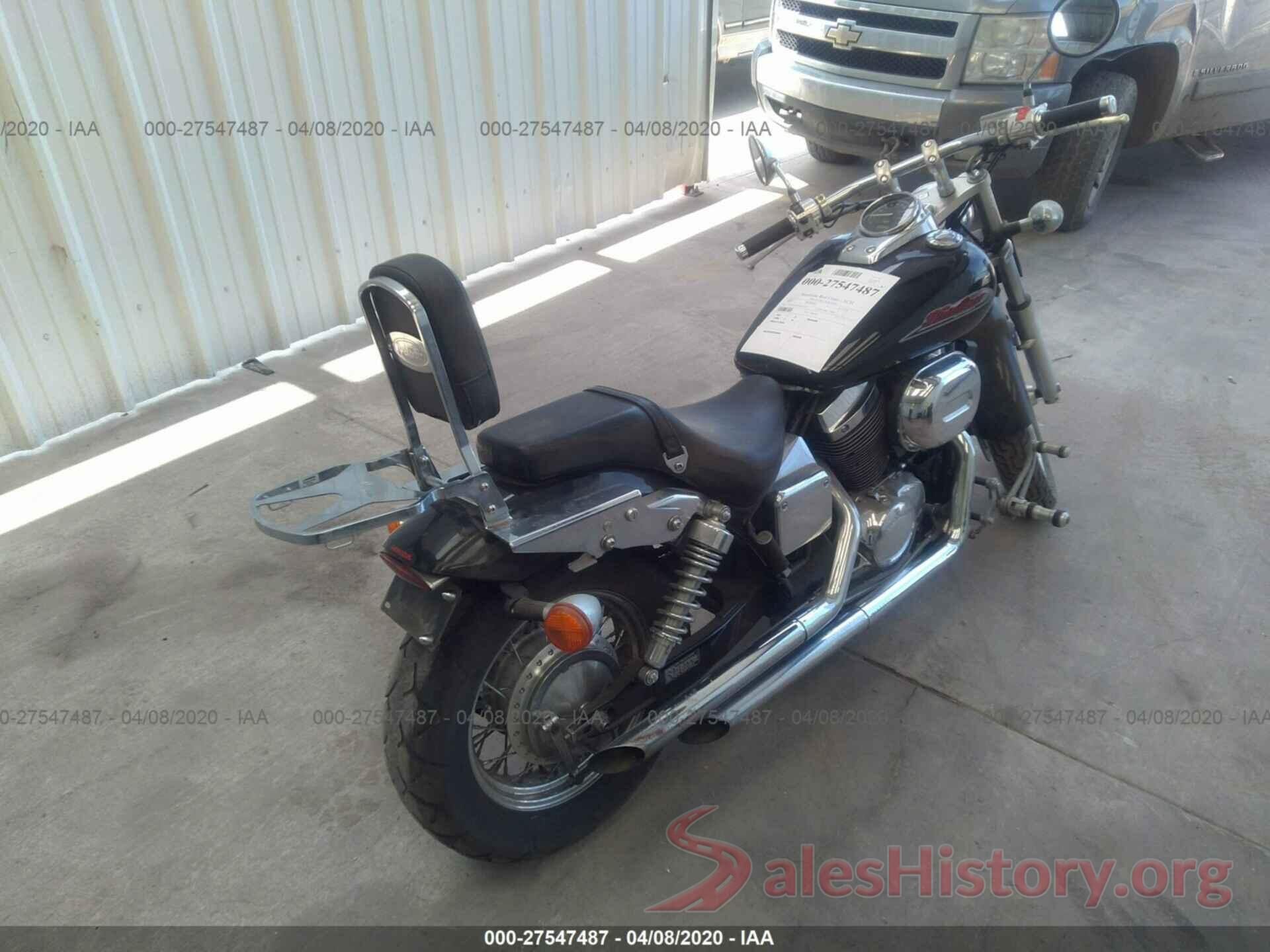 JH2RC44072M611517 2002 HONDA VT750