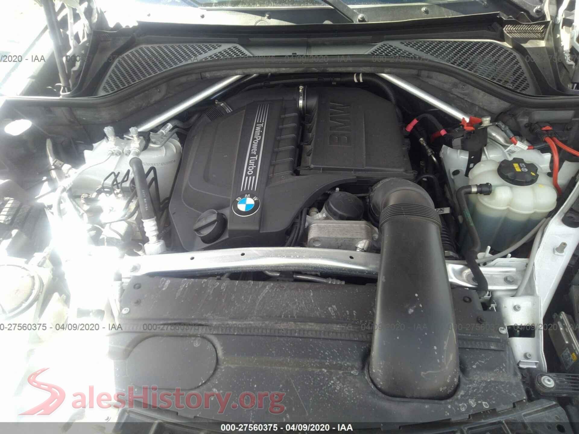 2018 BMW X5 VIN 5UXKR0C57J0X88880, interior dashboard