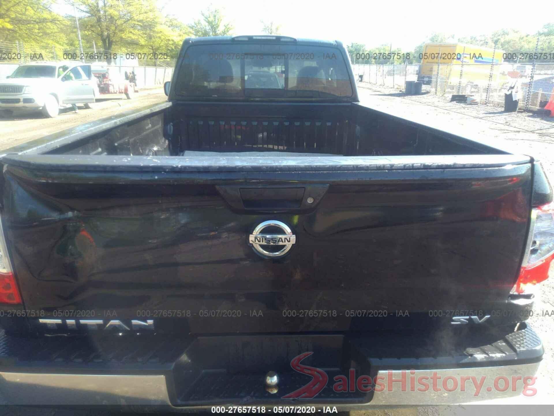 1N6AA1R73HN570626 2017 Nissan Titan