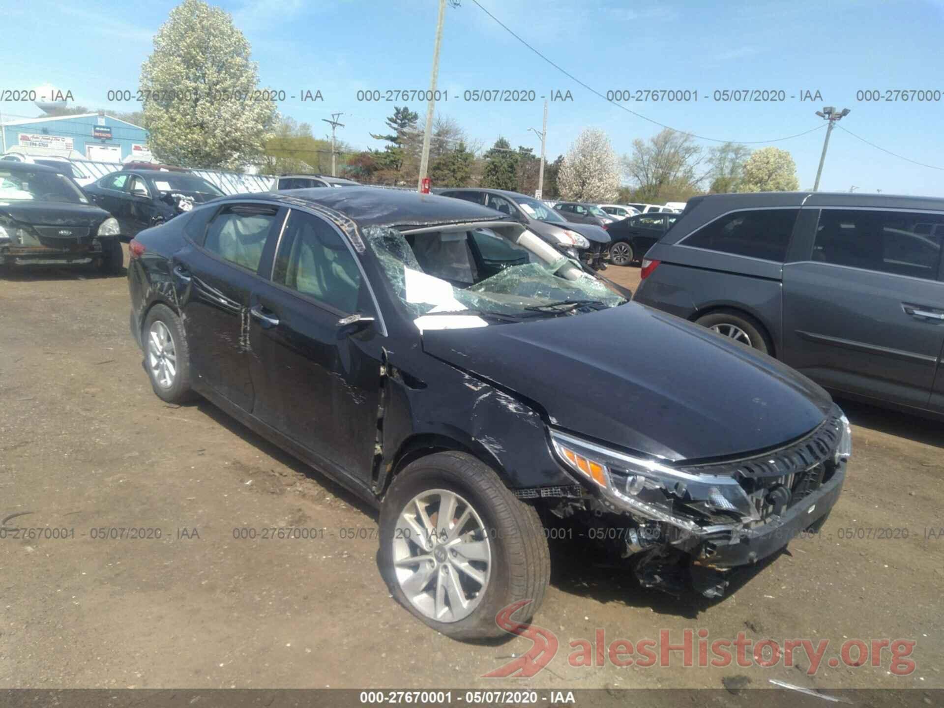 KNAGT4L37H5163405 2017 KIA Optima