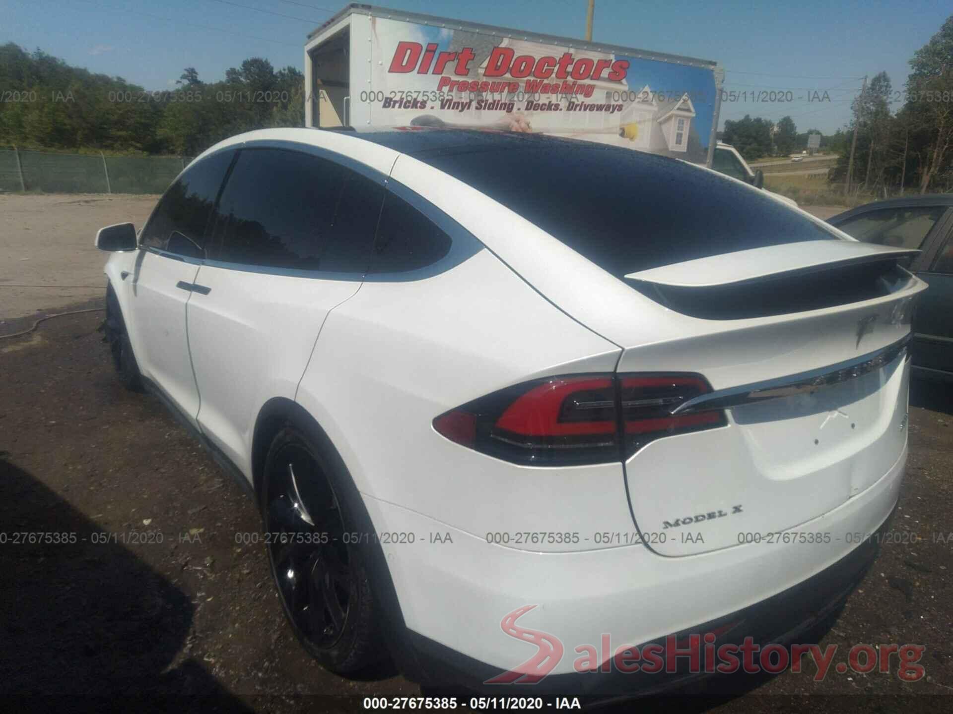 5YJXCDE41JF135709 2018 TESLA MODEL X