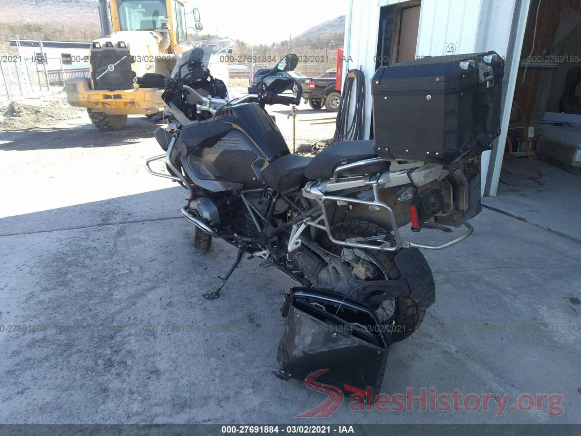 WB10A1200JZ899775 2018 BMW R1200