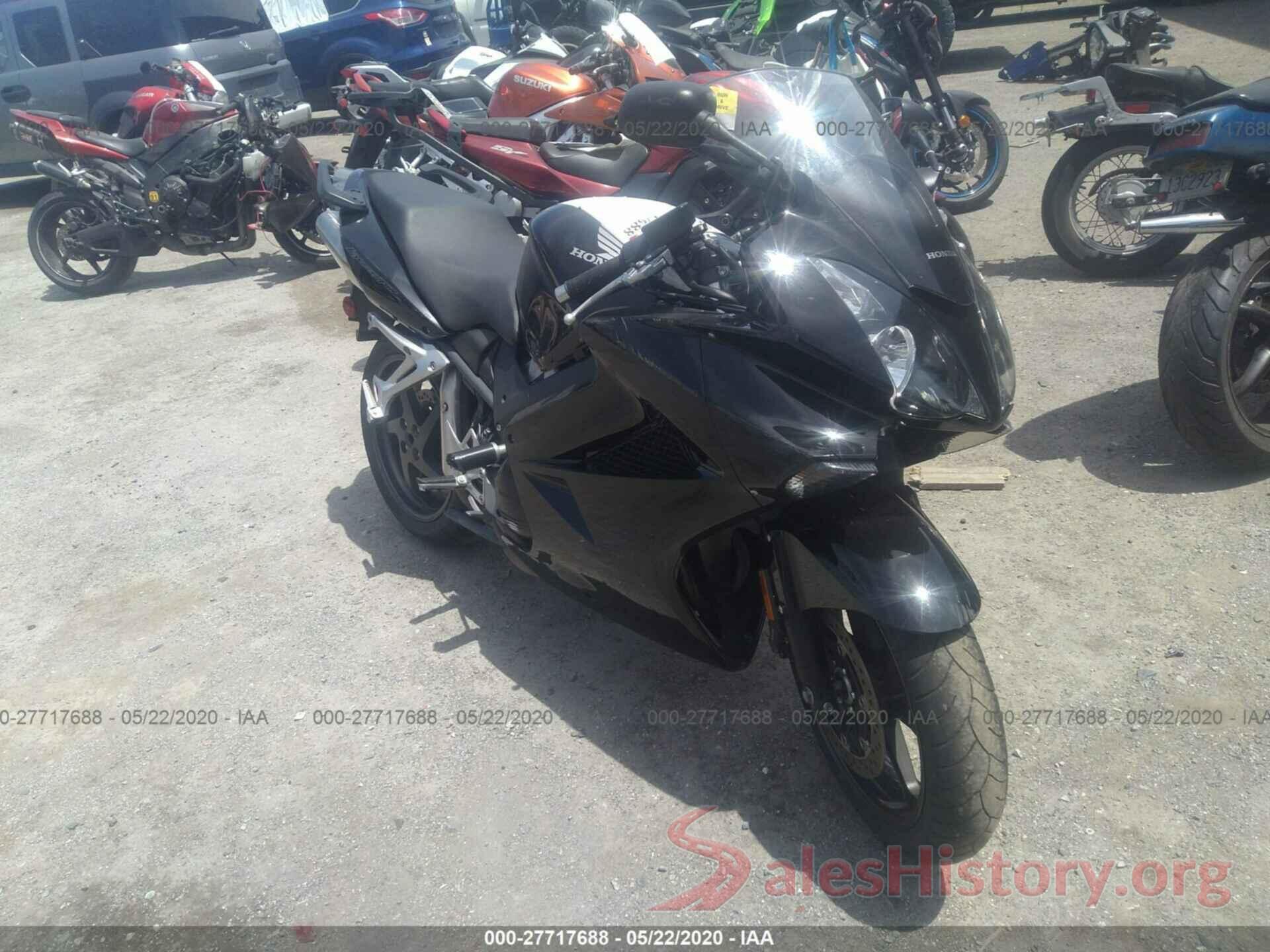 JH2RC460X9K100015 2009 HONDA VFR800