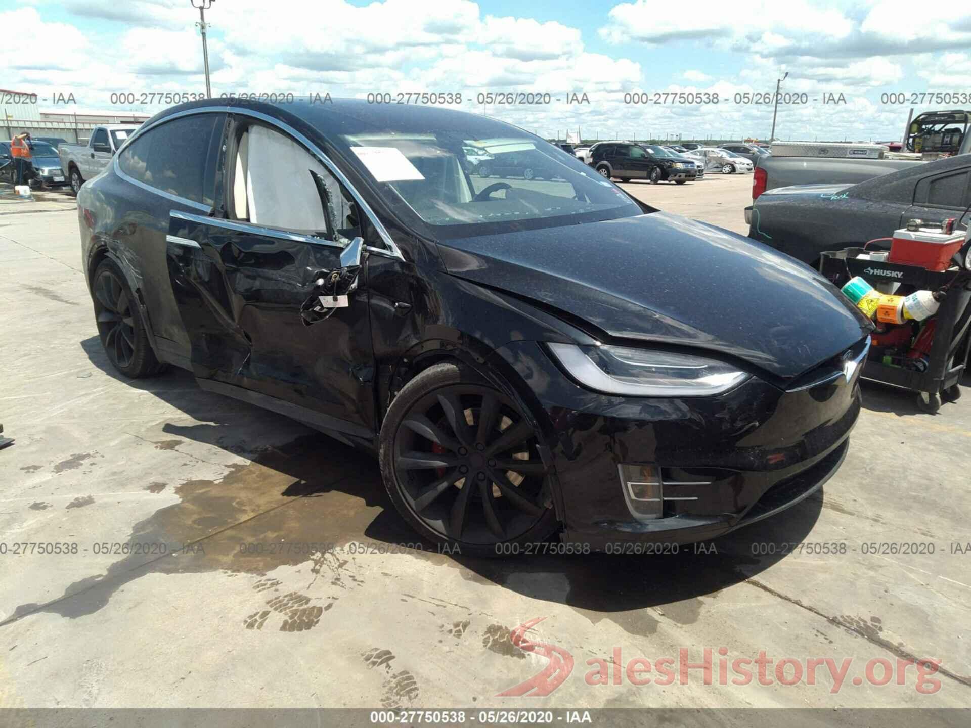 5YJXCBE43JF089711 2018 TESLA MODEL X