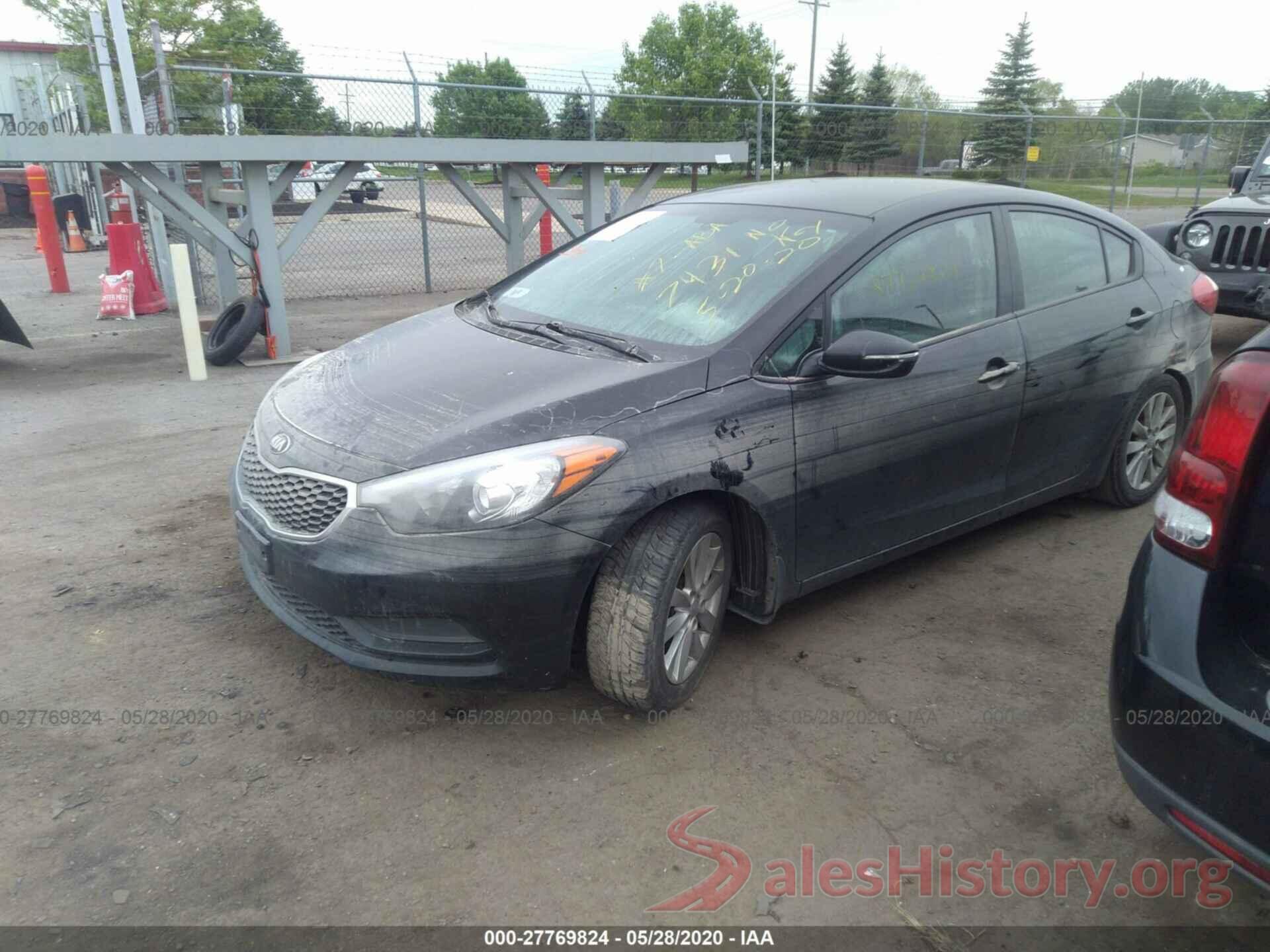 KNAFX4A66G5477431 2016 KIA Forte