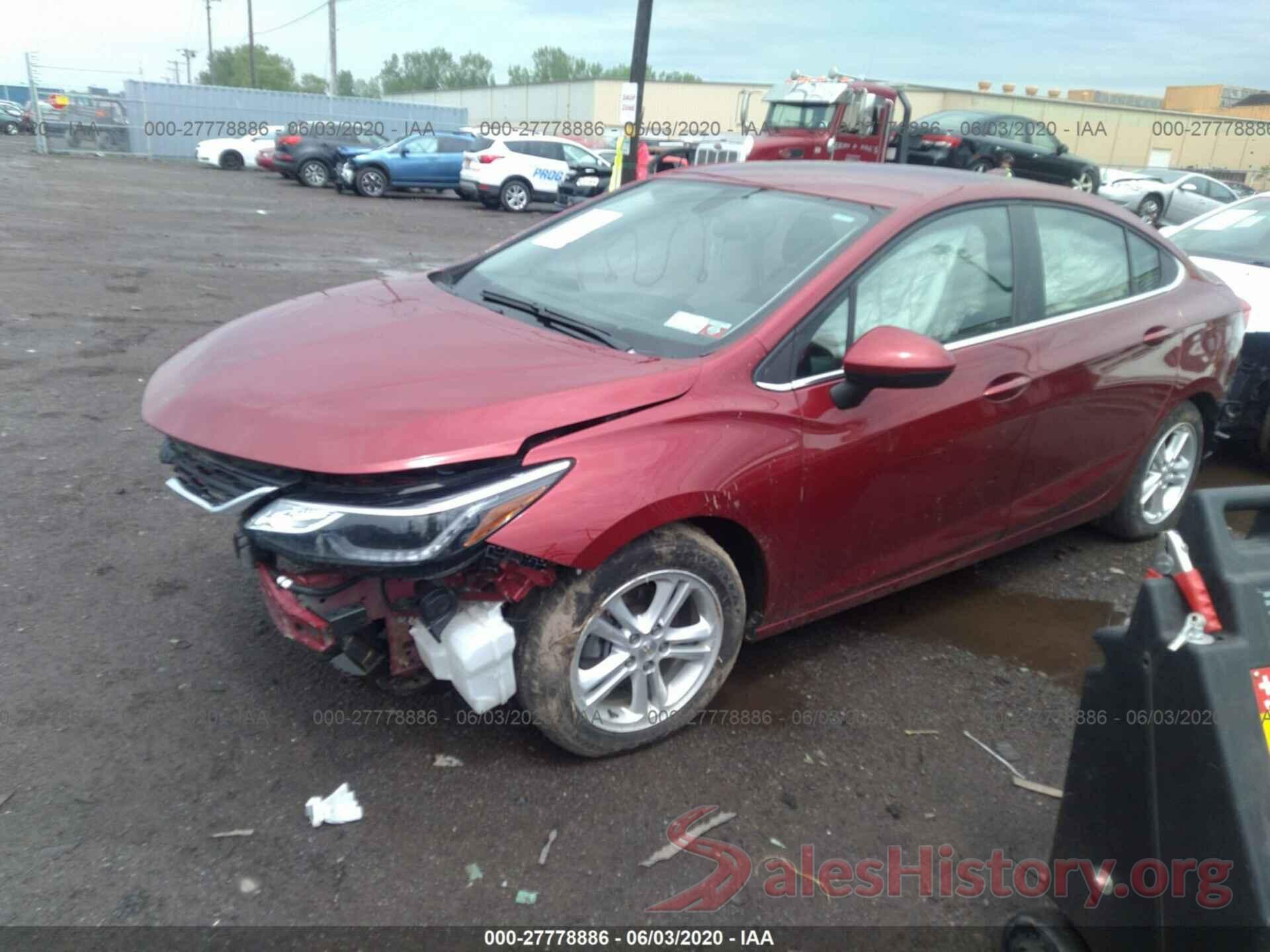 1G1BE5SM4J7212554 2018 Chevrolet Cruze