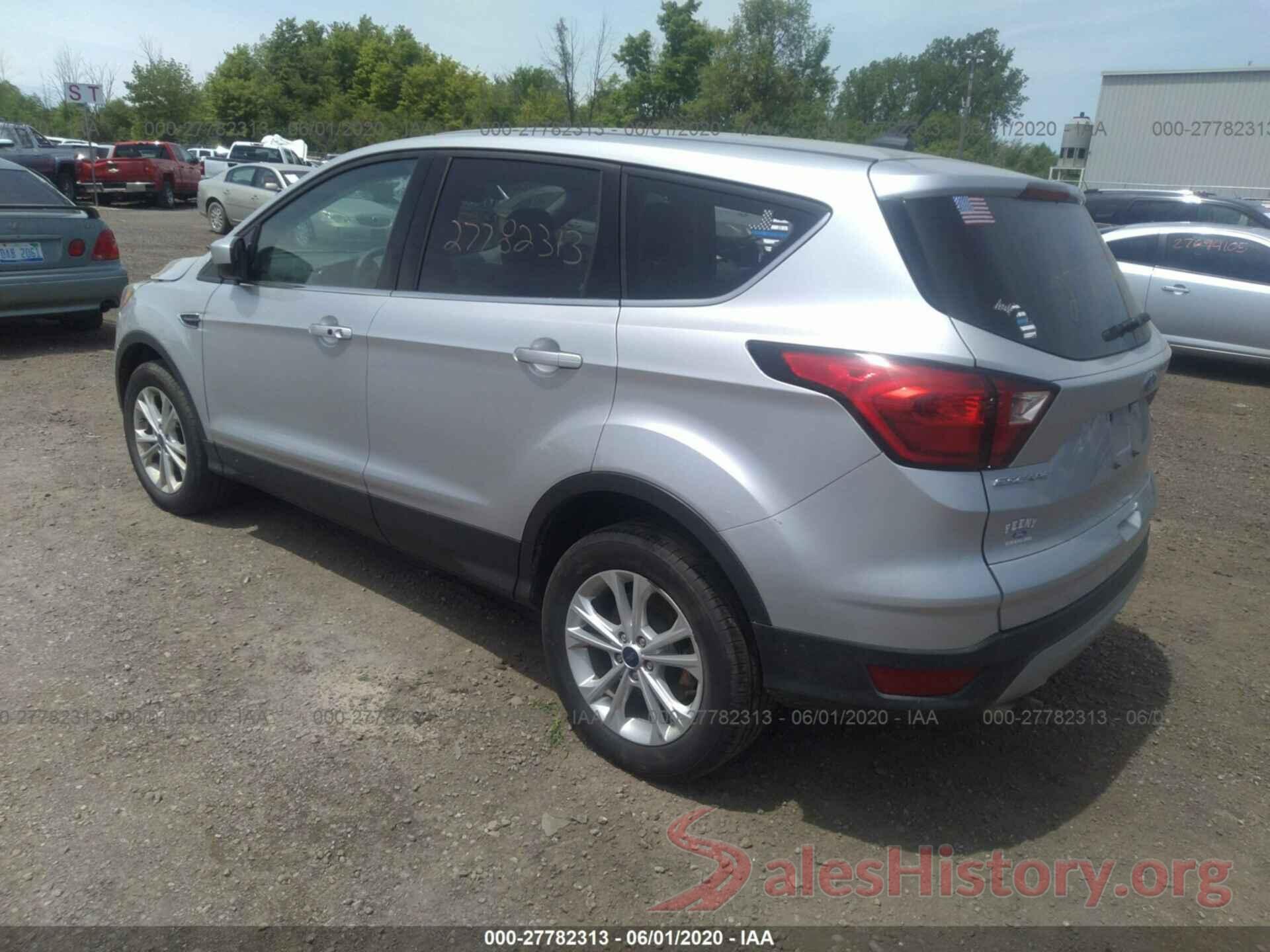 1FMCU9GD7KUA53350 2019 FORD ESCAPE