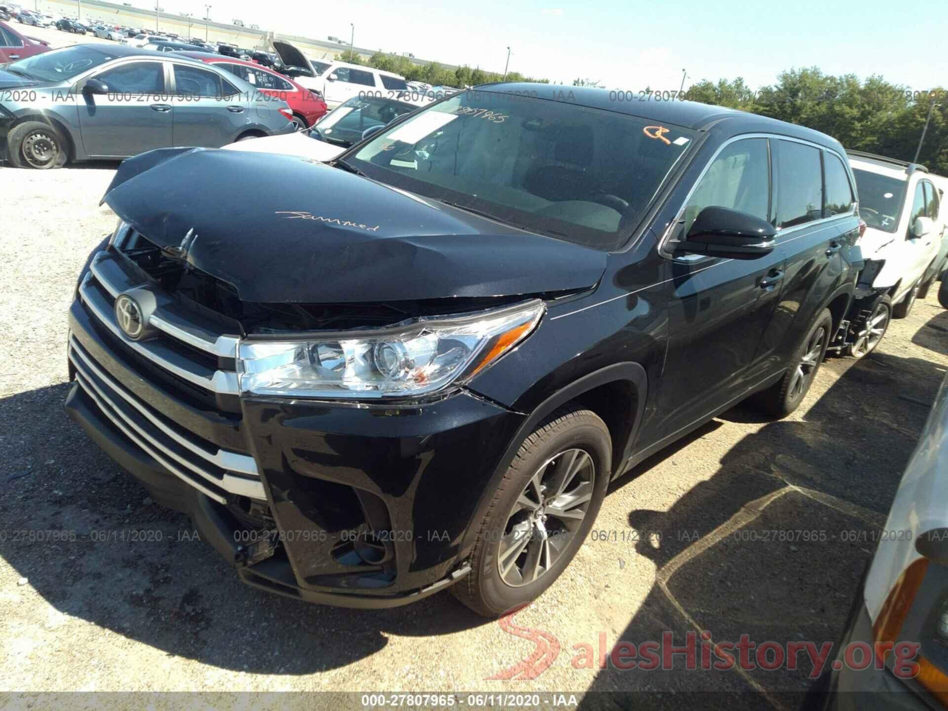 5TDZARFHXKS049888 2019 TOYOTA HIGHLANDER