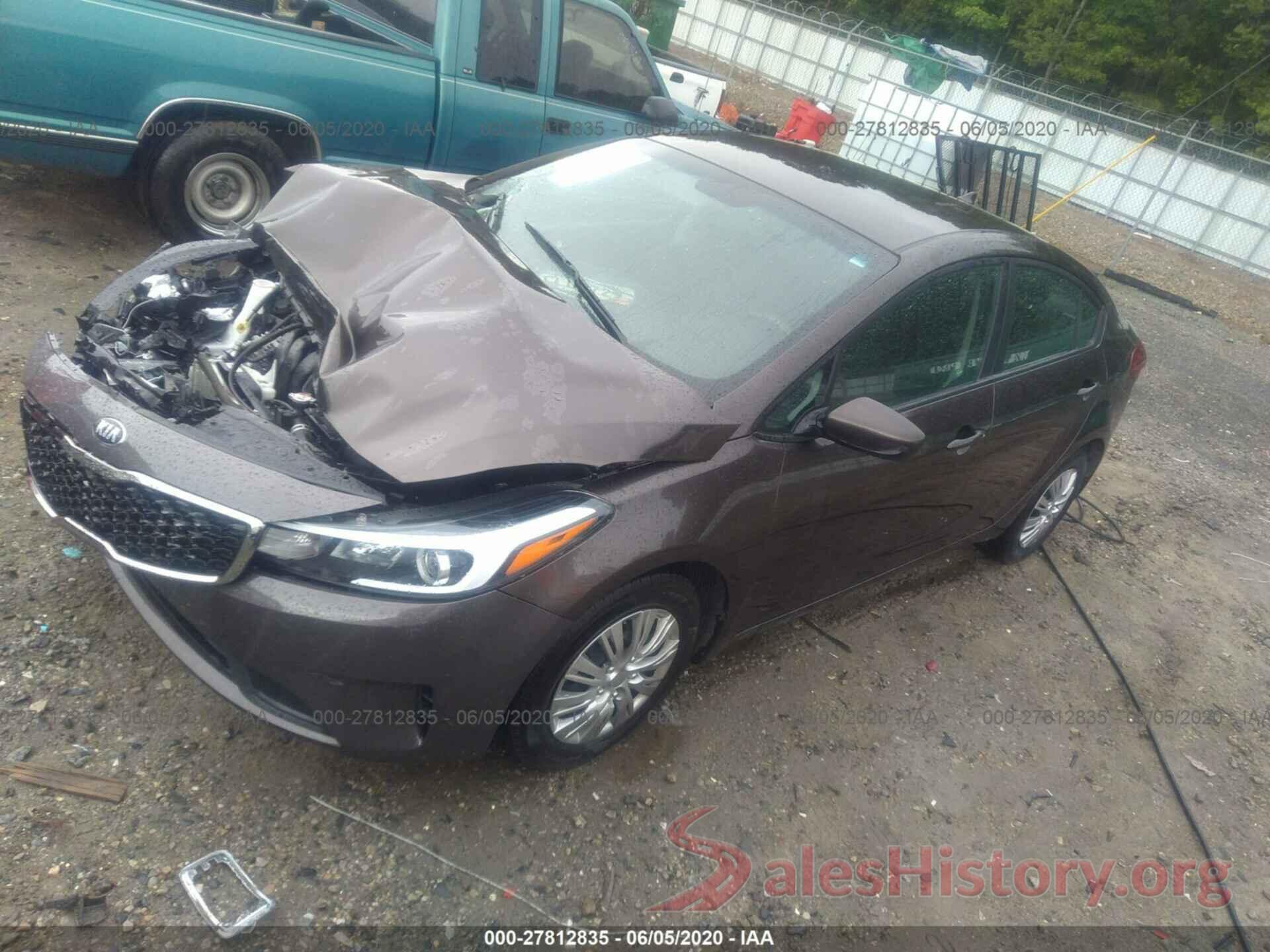 3KPFK4A75HE130396 2017 KIA Forte