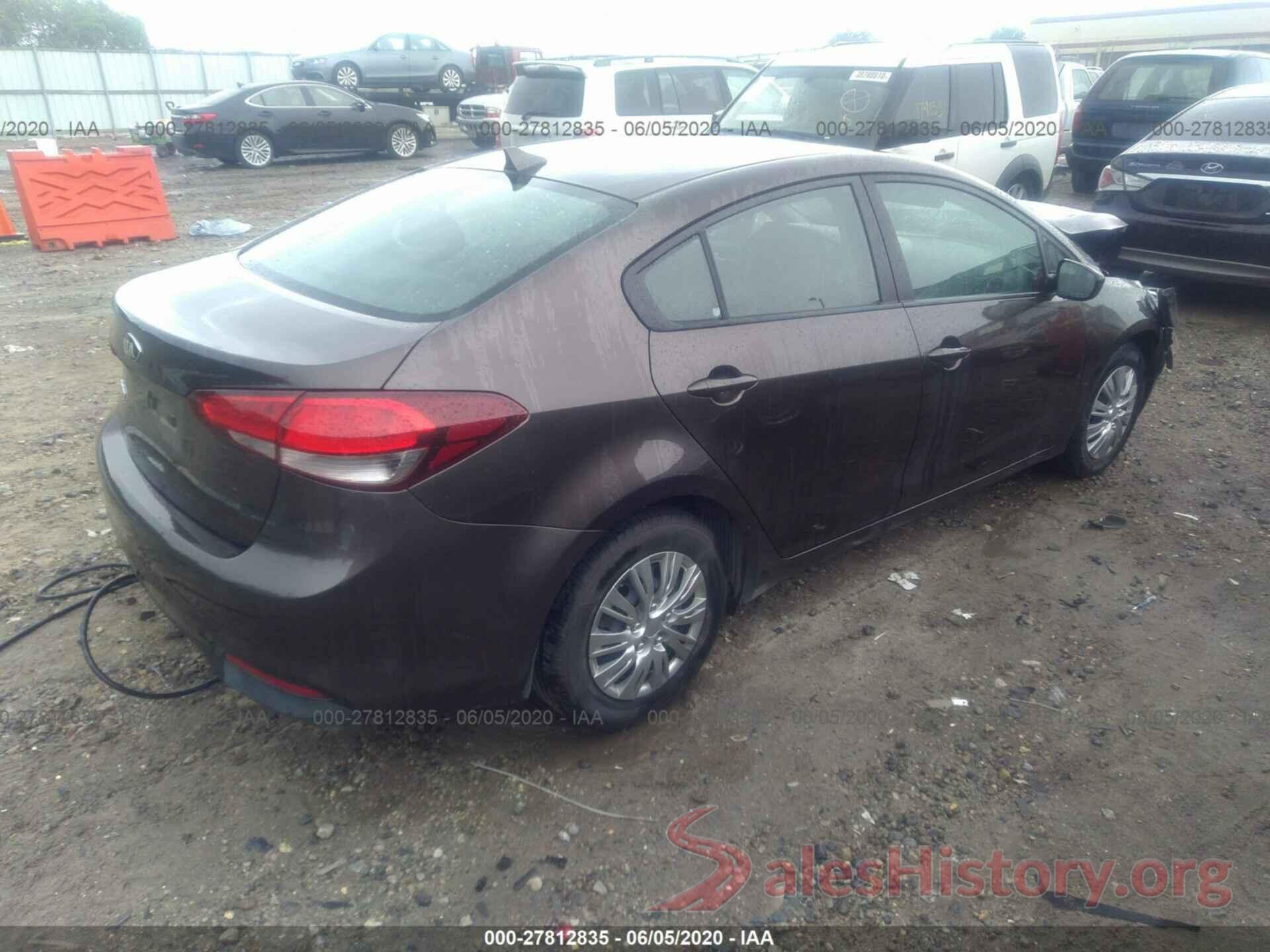 3KPFK4A75HE130396 2017 KIA Forte