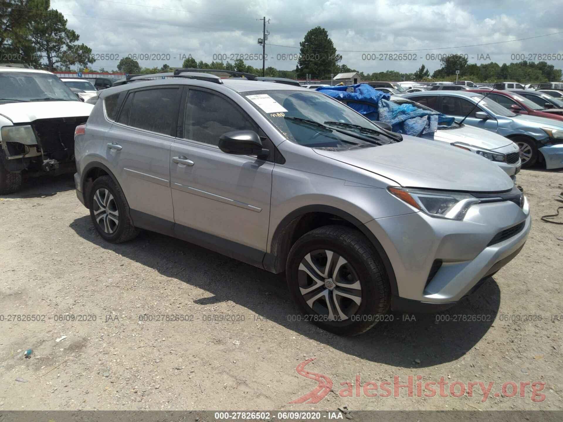 2T3ZFREVXHW355828 2017 Toyota RAV4