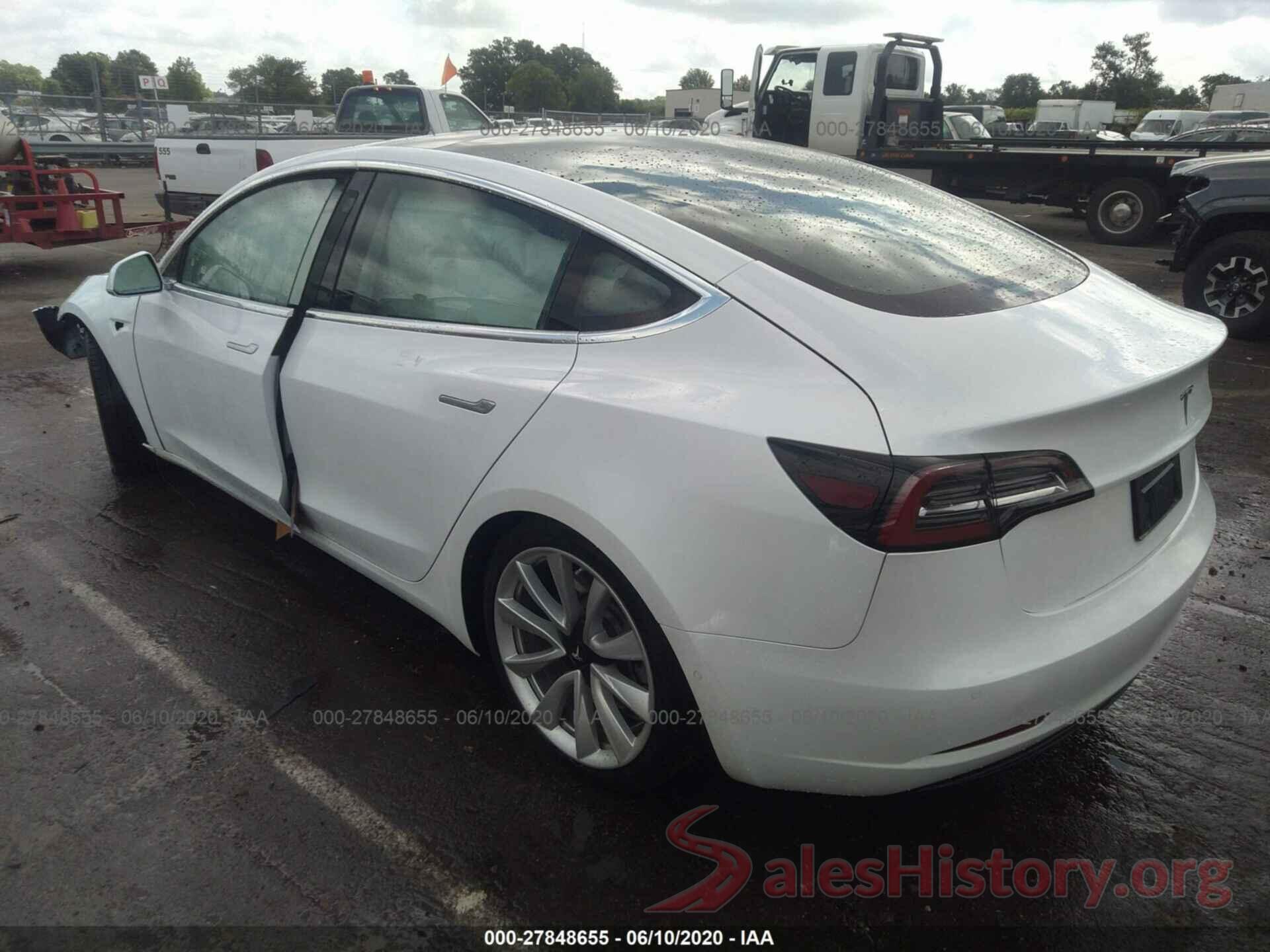 5YJ3E1EA8KF402438 2019 TESLA MODEL 3