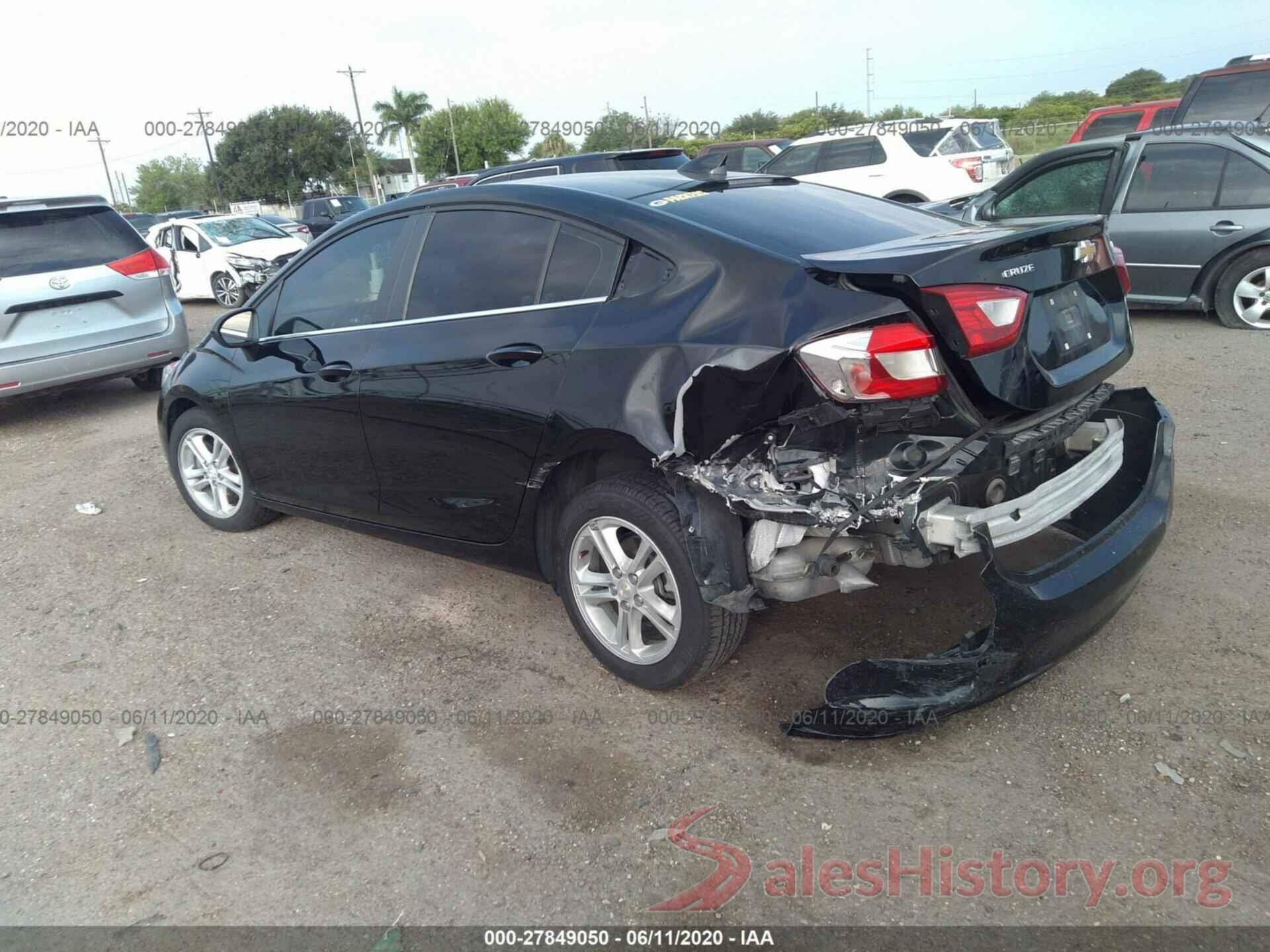 1G1BE5SM5J7201403 2018 Chevrolet Cruze