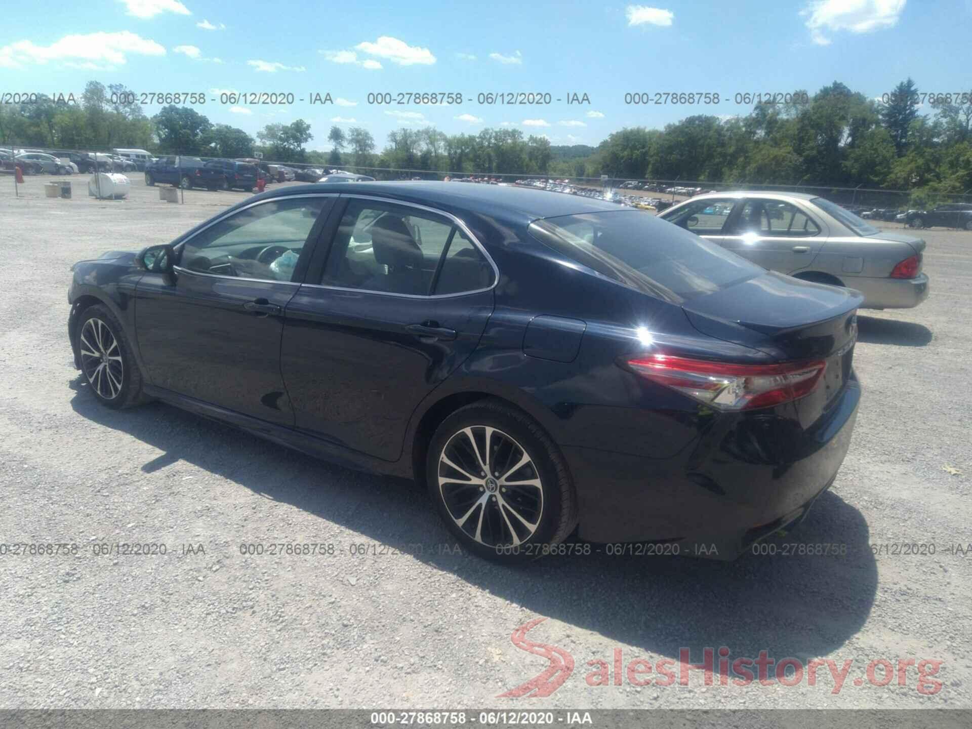 4T1B11HK3JU672755 2018 TOYOTA CAMRY