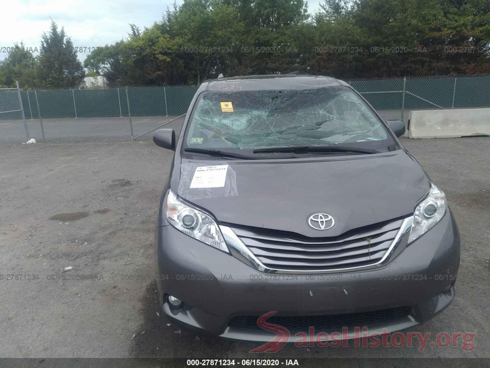 5TDDZ3DC1HS168722 2017 Toyota Sienna