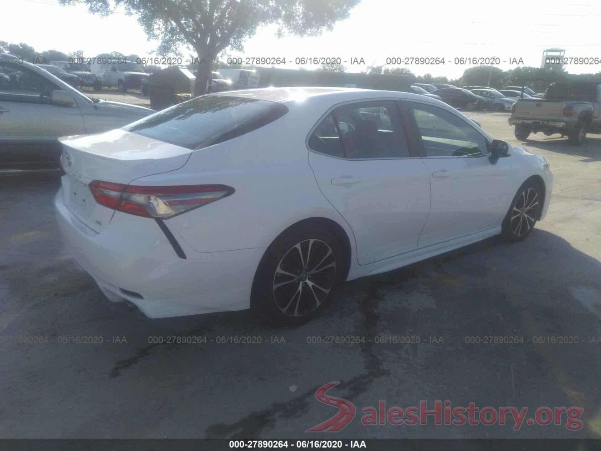 4T1B11HK1JU123846 2018 TOYOTA CAMRY