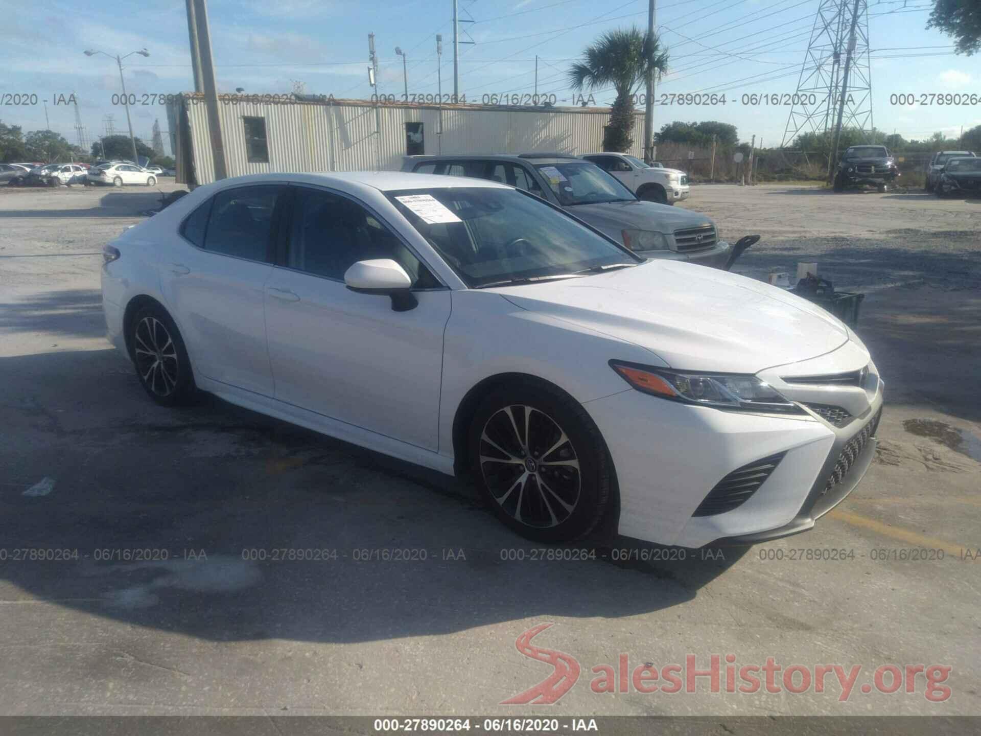 4T1B11HK1JU123846 2018 TOYOTA CAMRY