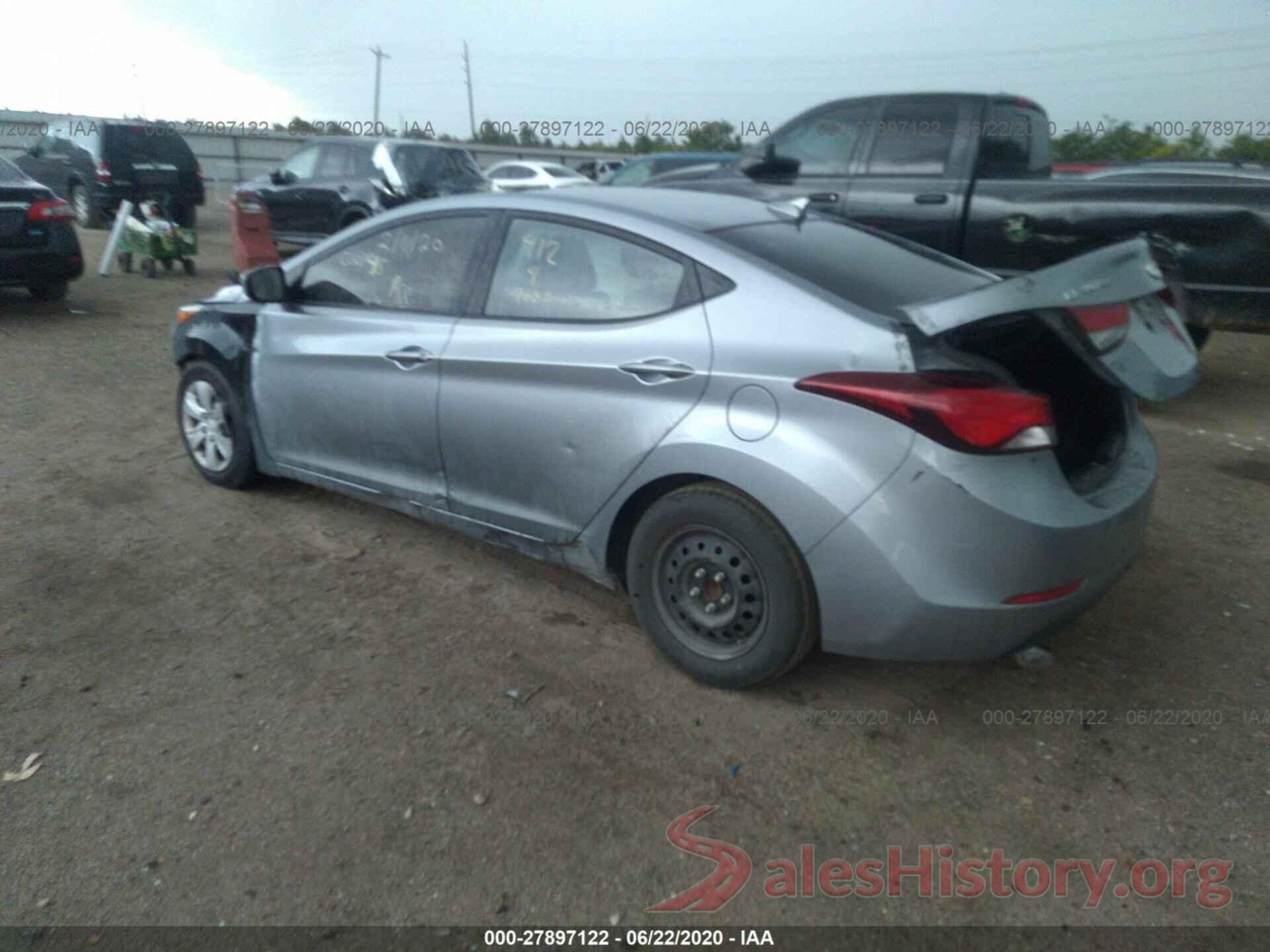 5NPDH4AE4GH792680 2016 Hyundai Elantra