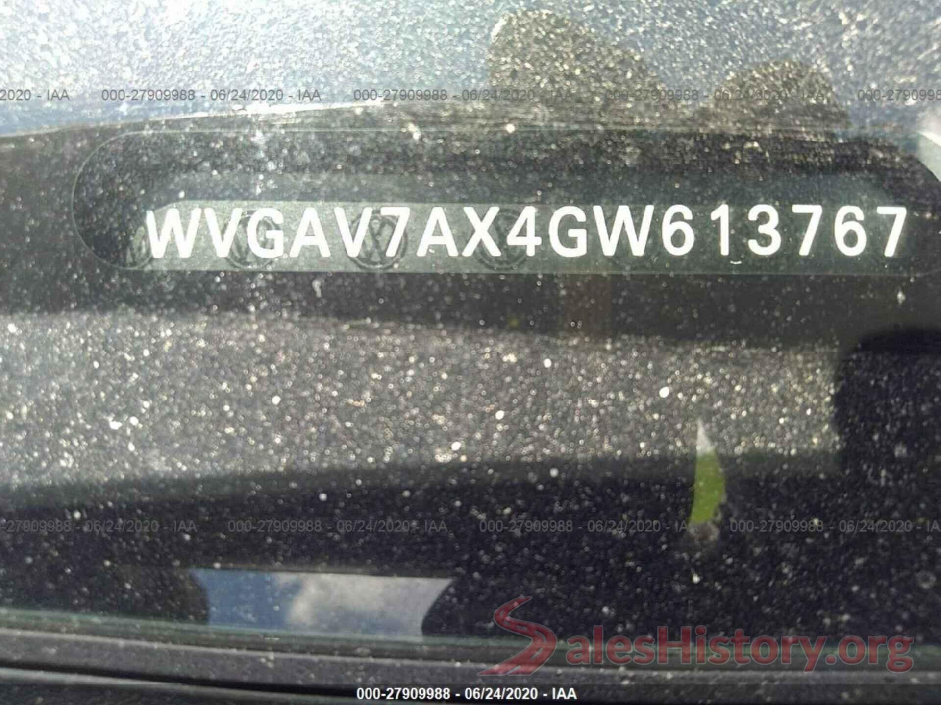 WVGAV7AX4GW613767 2016 Volkswagen Tiguan